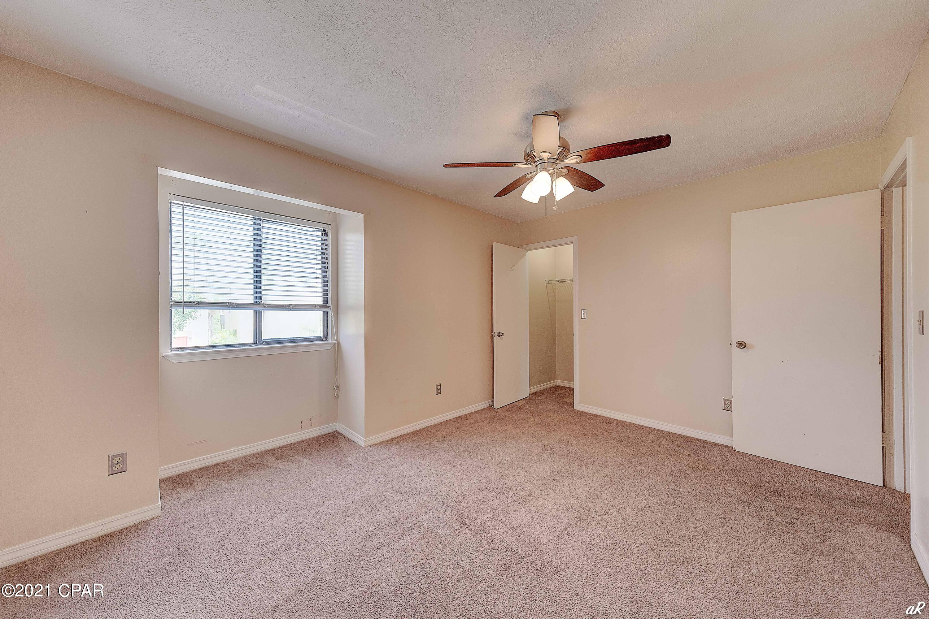 Harbour Towne - Residential