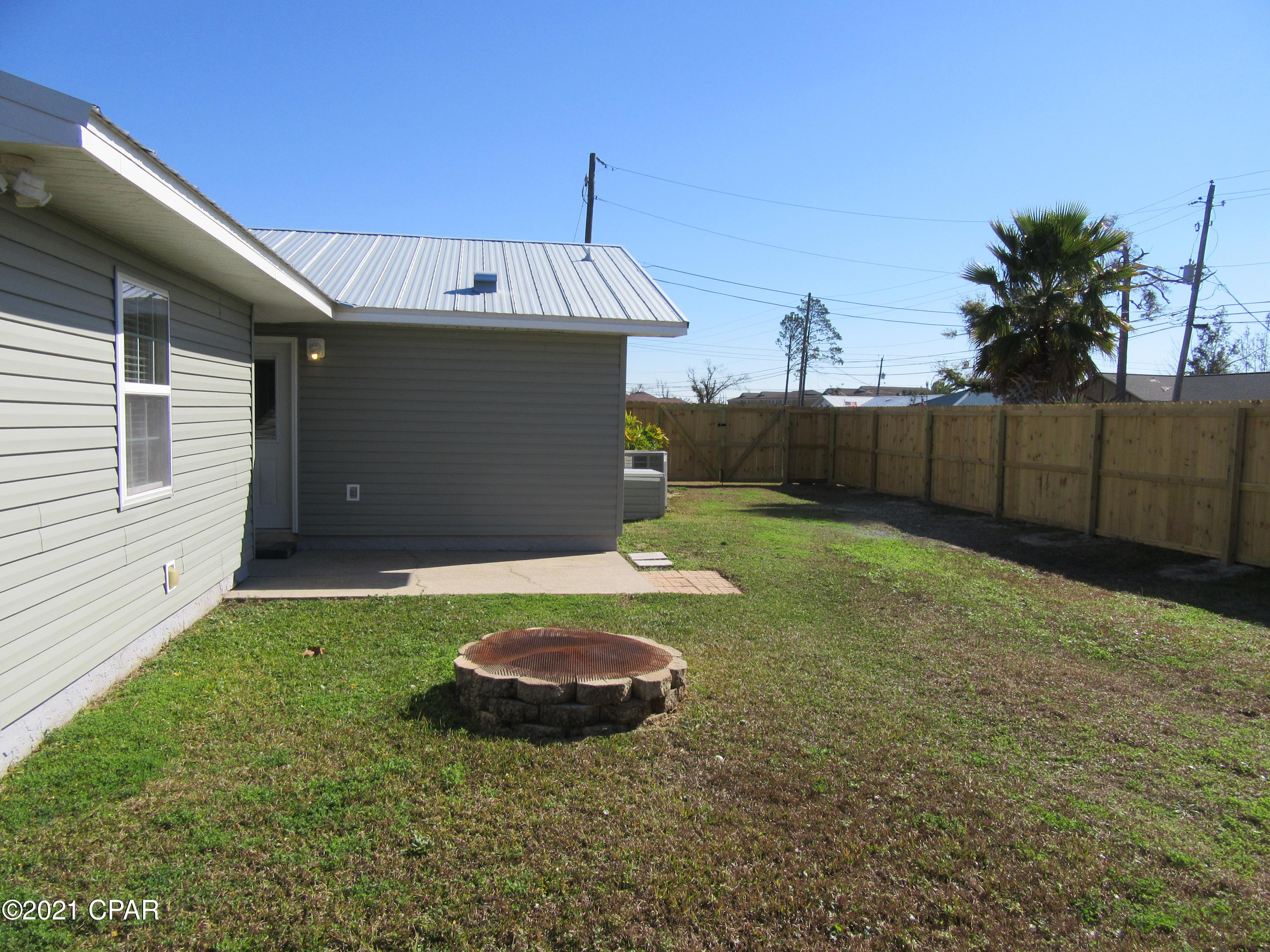 [No Recorded Subdiv] - Residential Lease