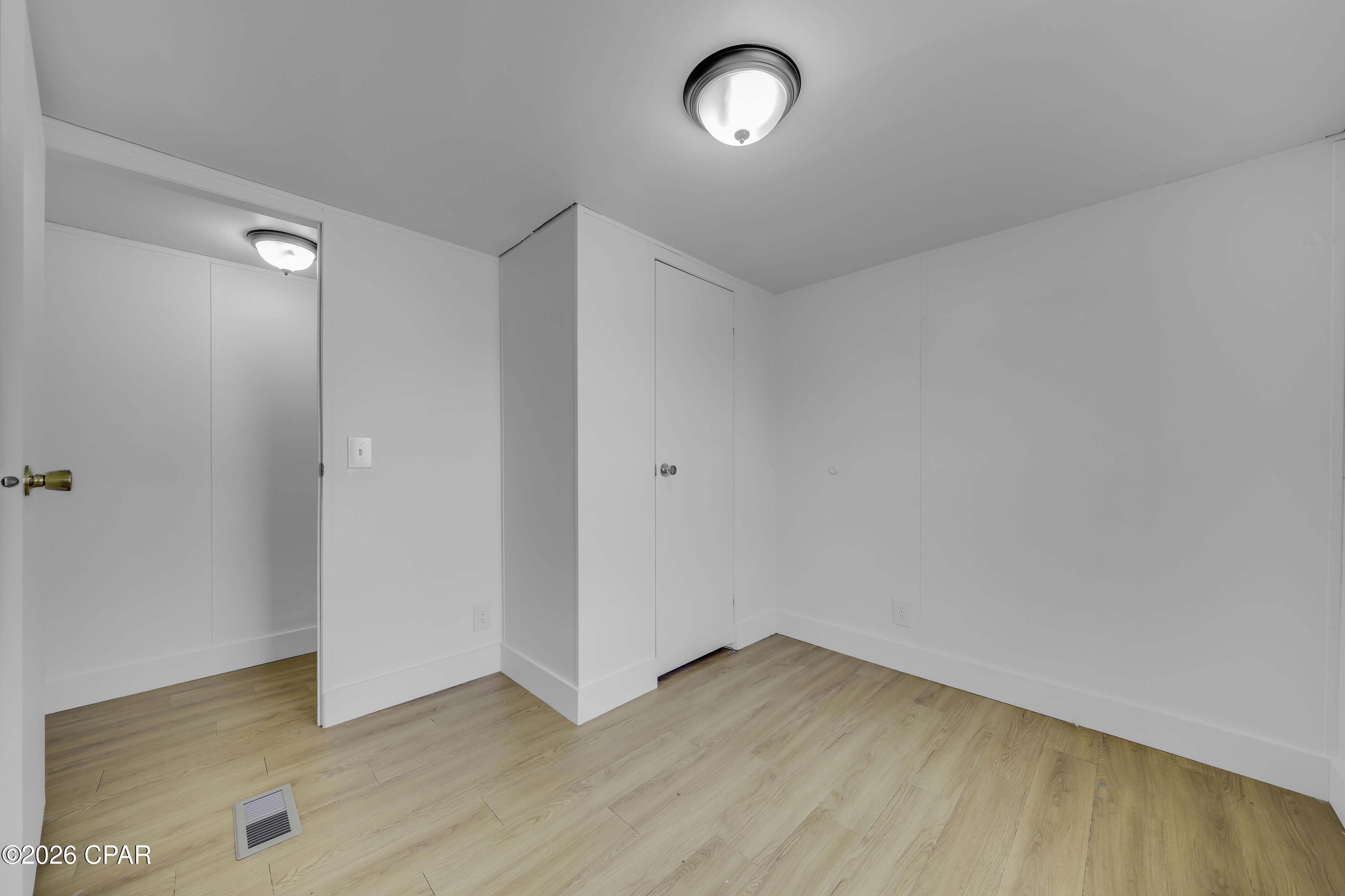[No Recorded Subdiv] - Residential Lease