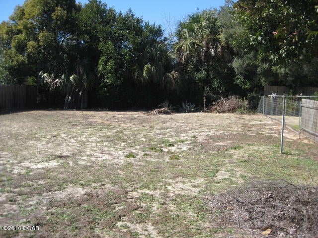 Laguna Beach Estates 9th Add - Residential