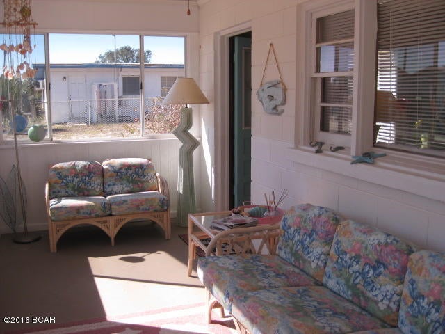 Laguna Beach Estates 9th Add - Residential