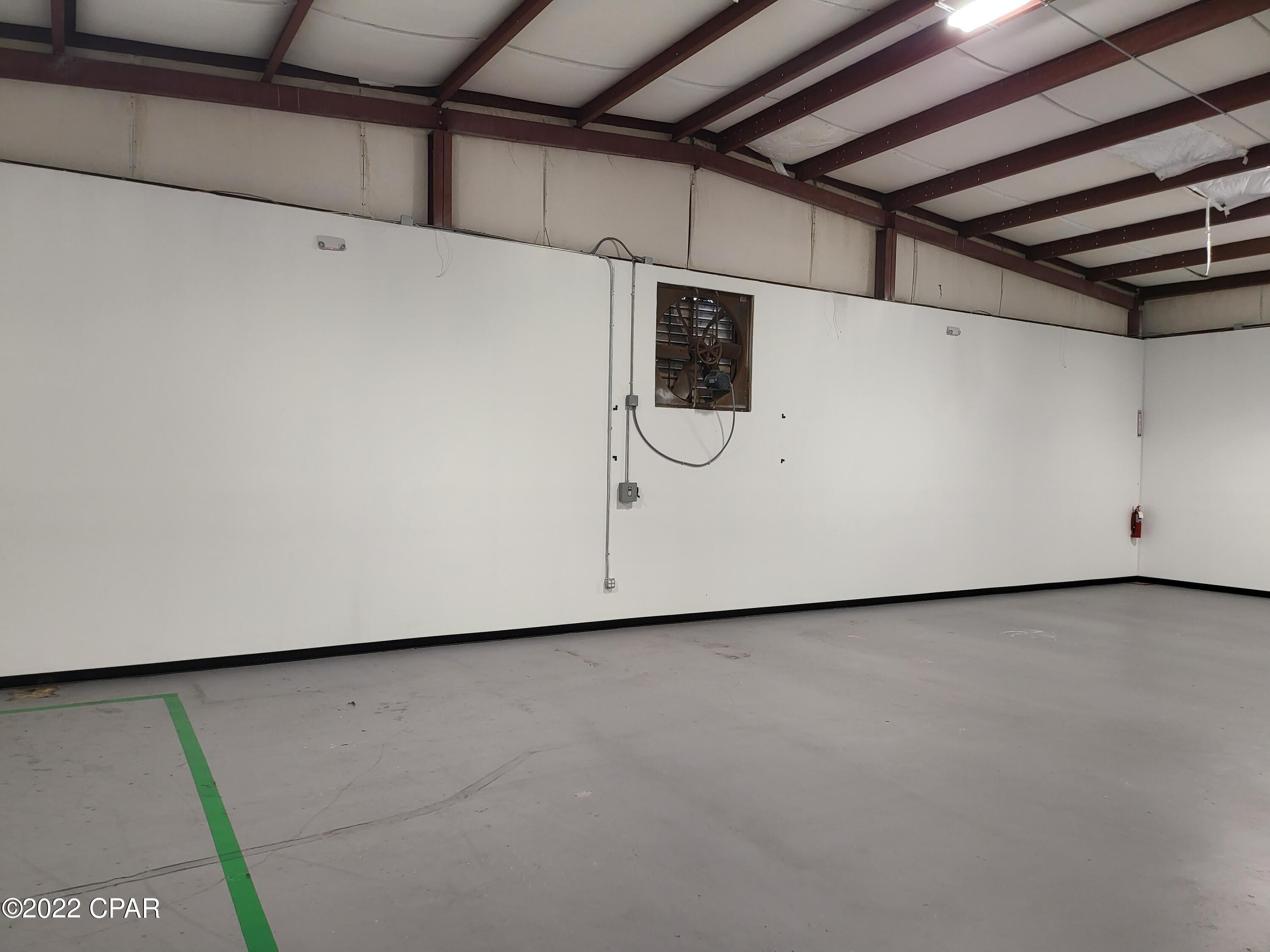 No Named Subdivision - Commercial Lease