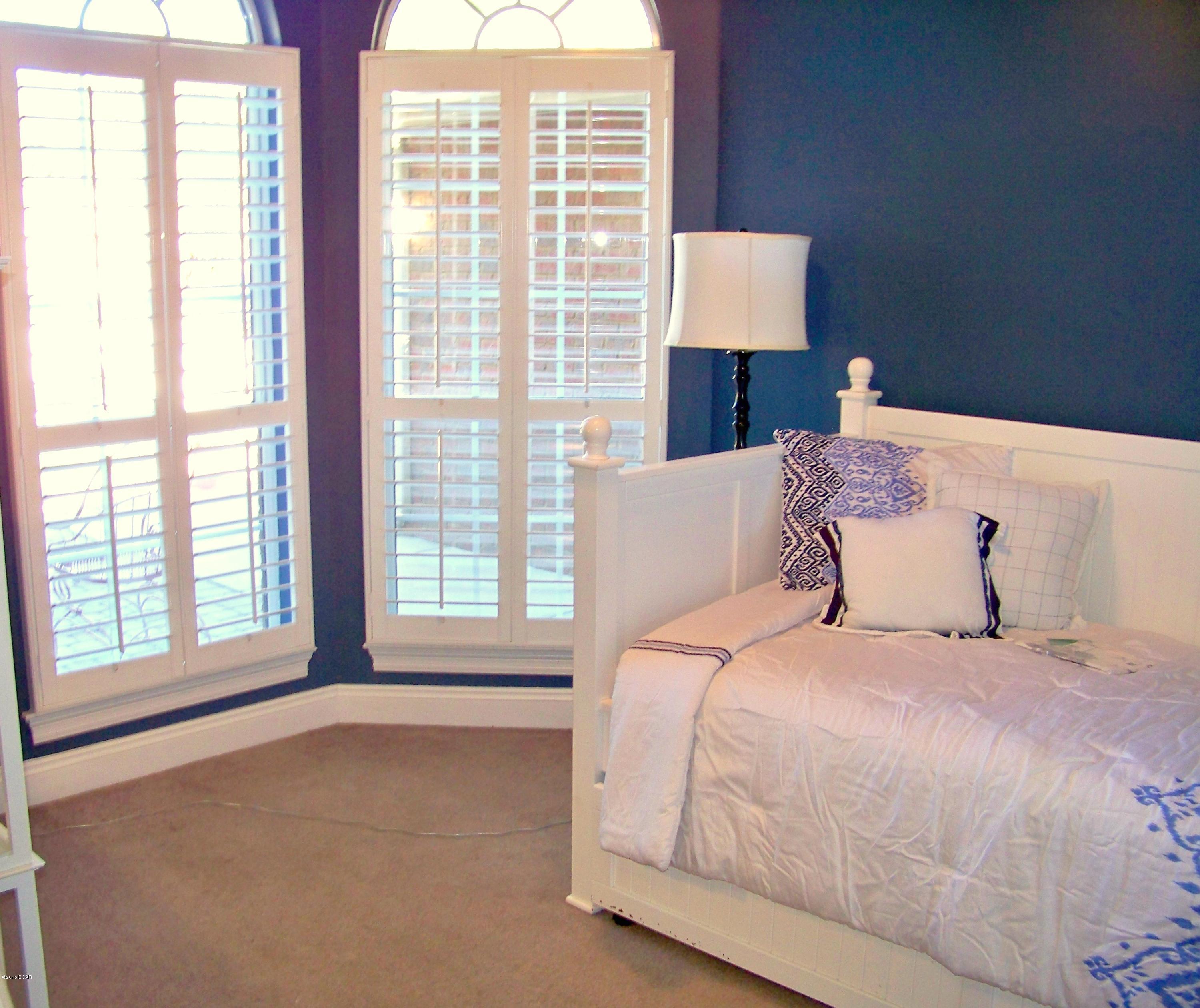 Oakcrest Unit 1 - Residential