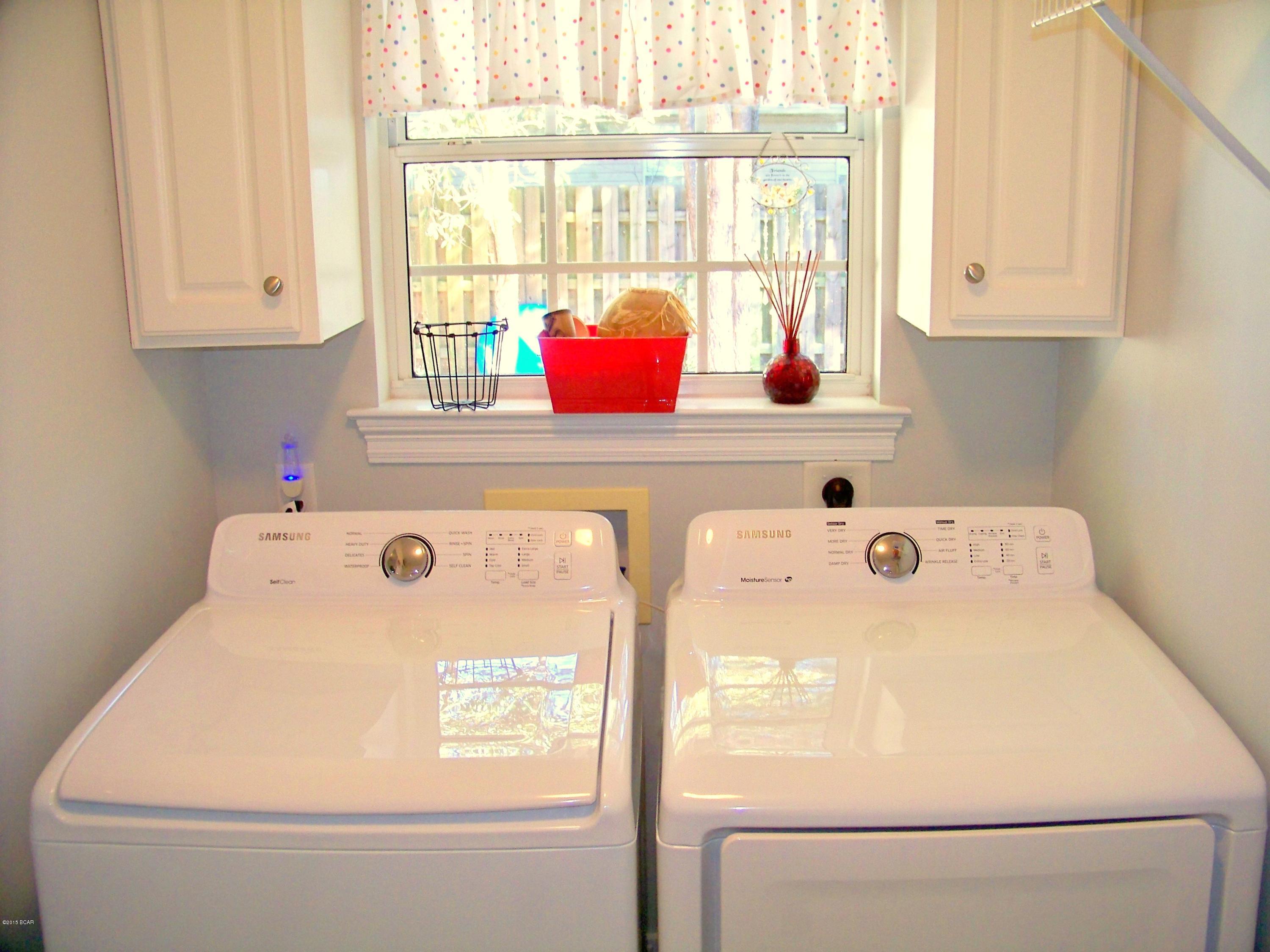 Oakcrest Unit 1 - Residential