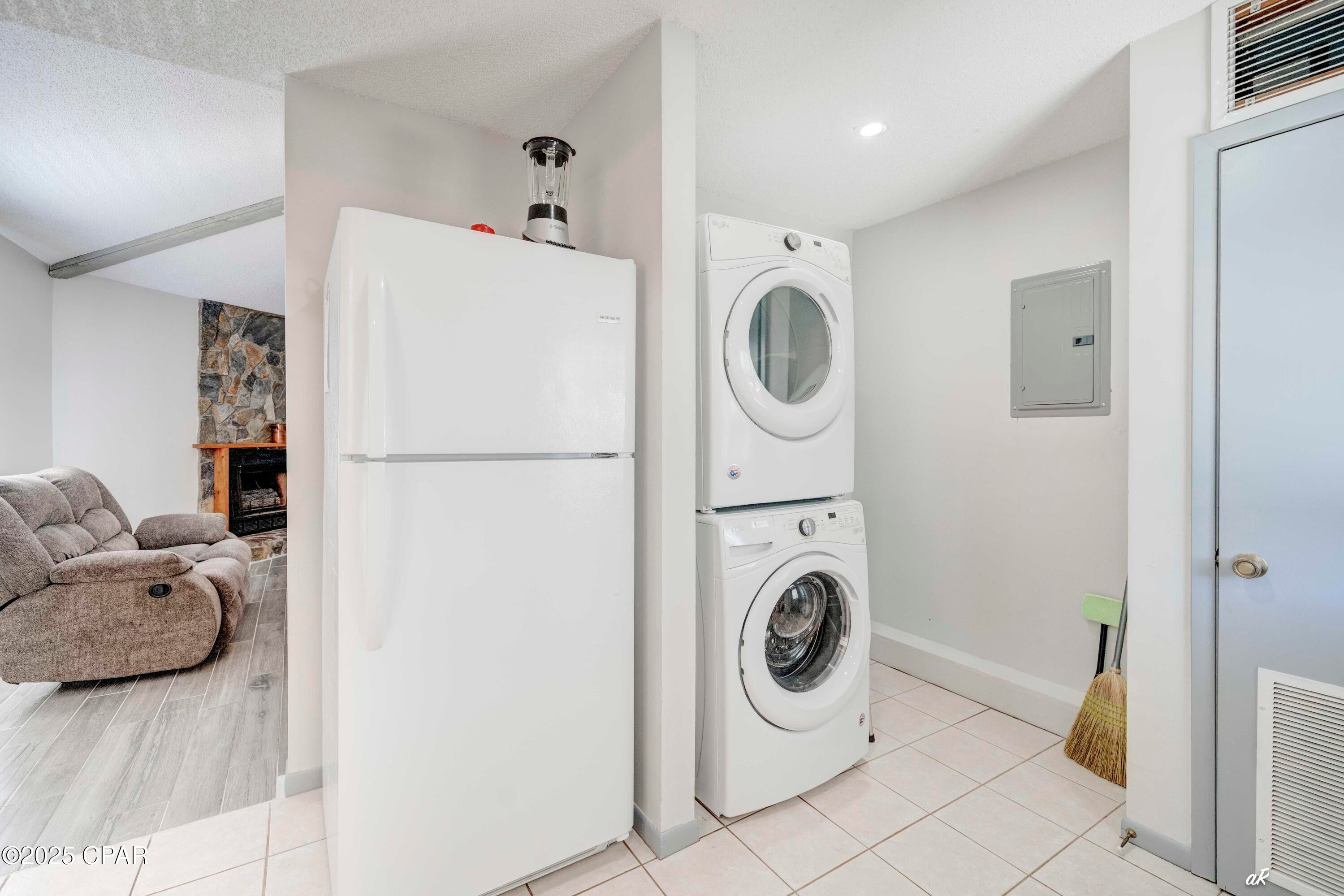 Bid A Wee - Residential Lease