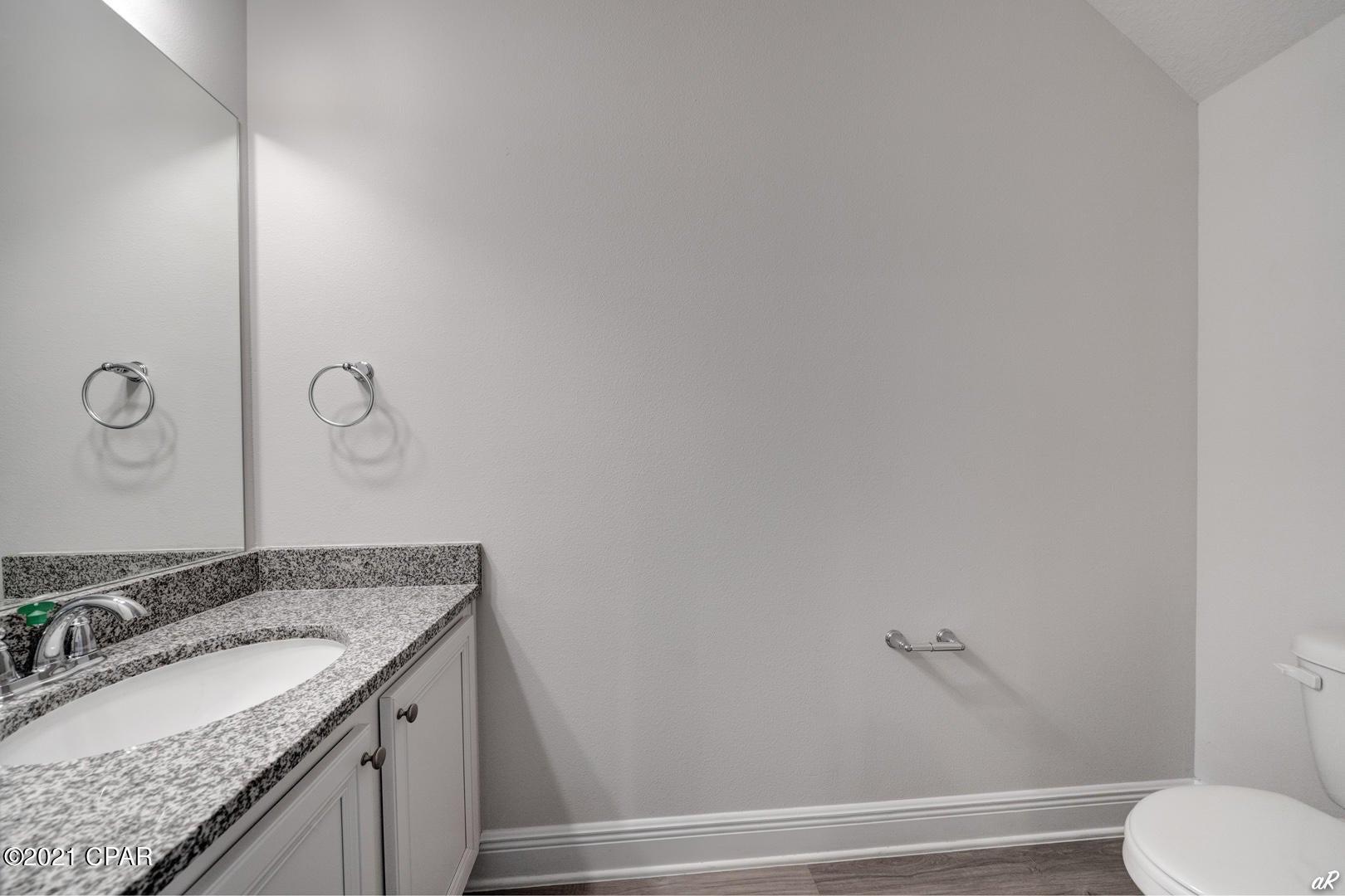 Hathaway Townhomes - Residential Lease