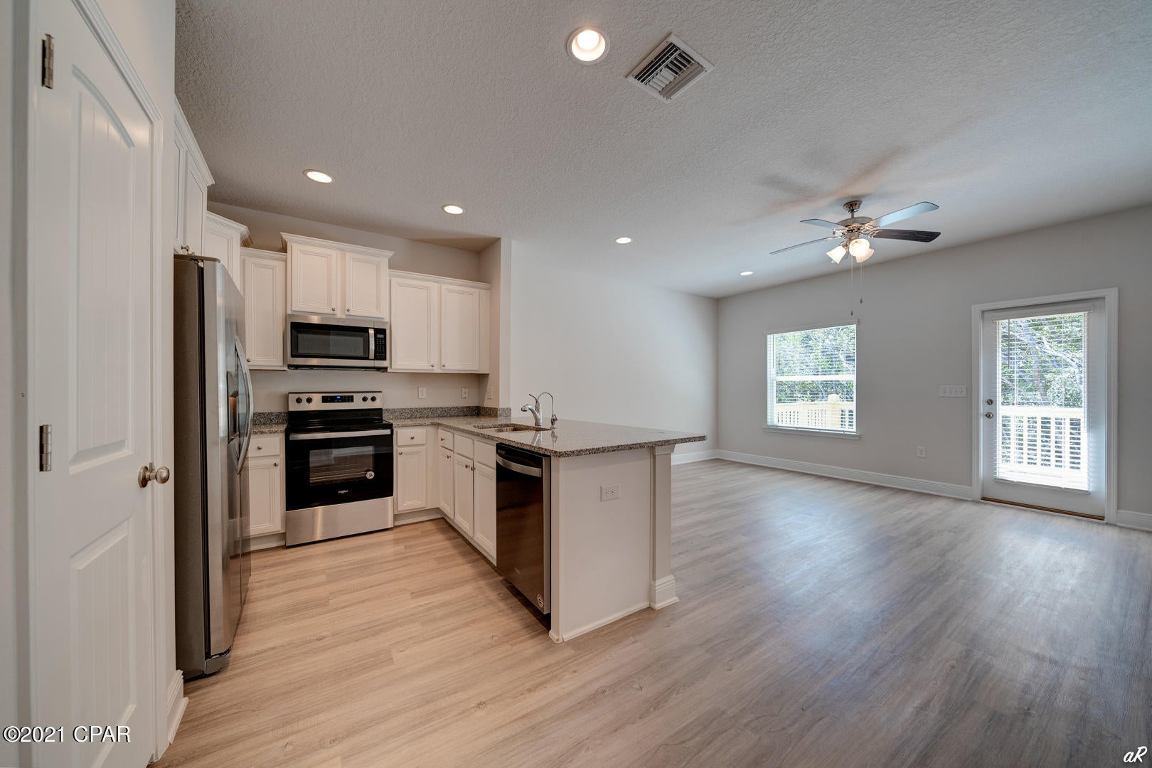 Hathaway Townhomes - Residential Lease
