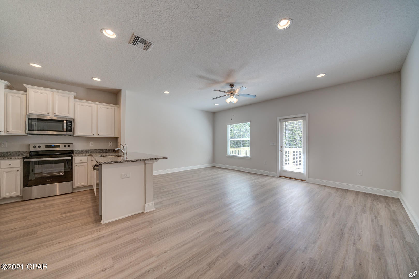 Hathaway Townhomes - Residential Lease