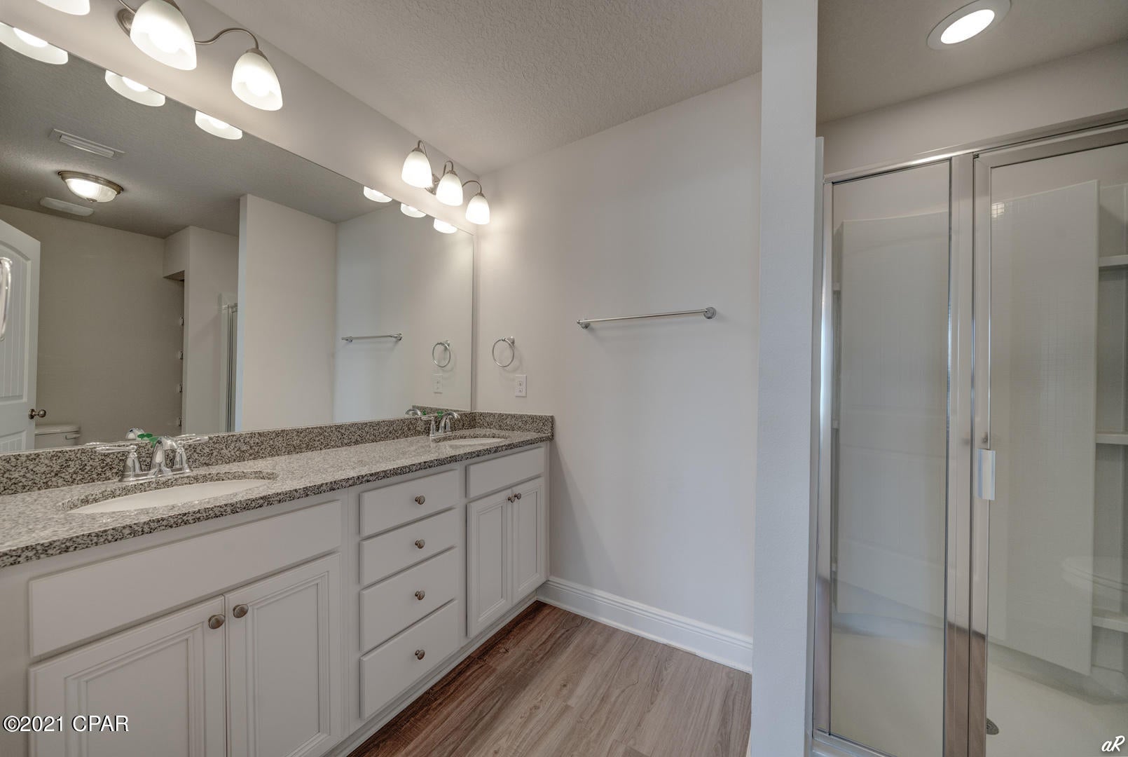 Hathaway Townhomes - Residential Lease