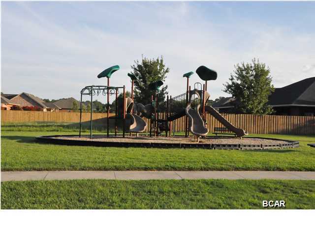 The Meadows & The Pointe - Residential