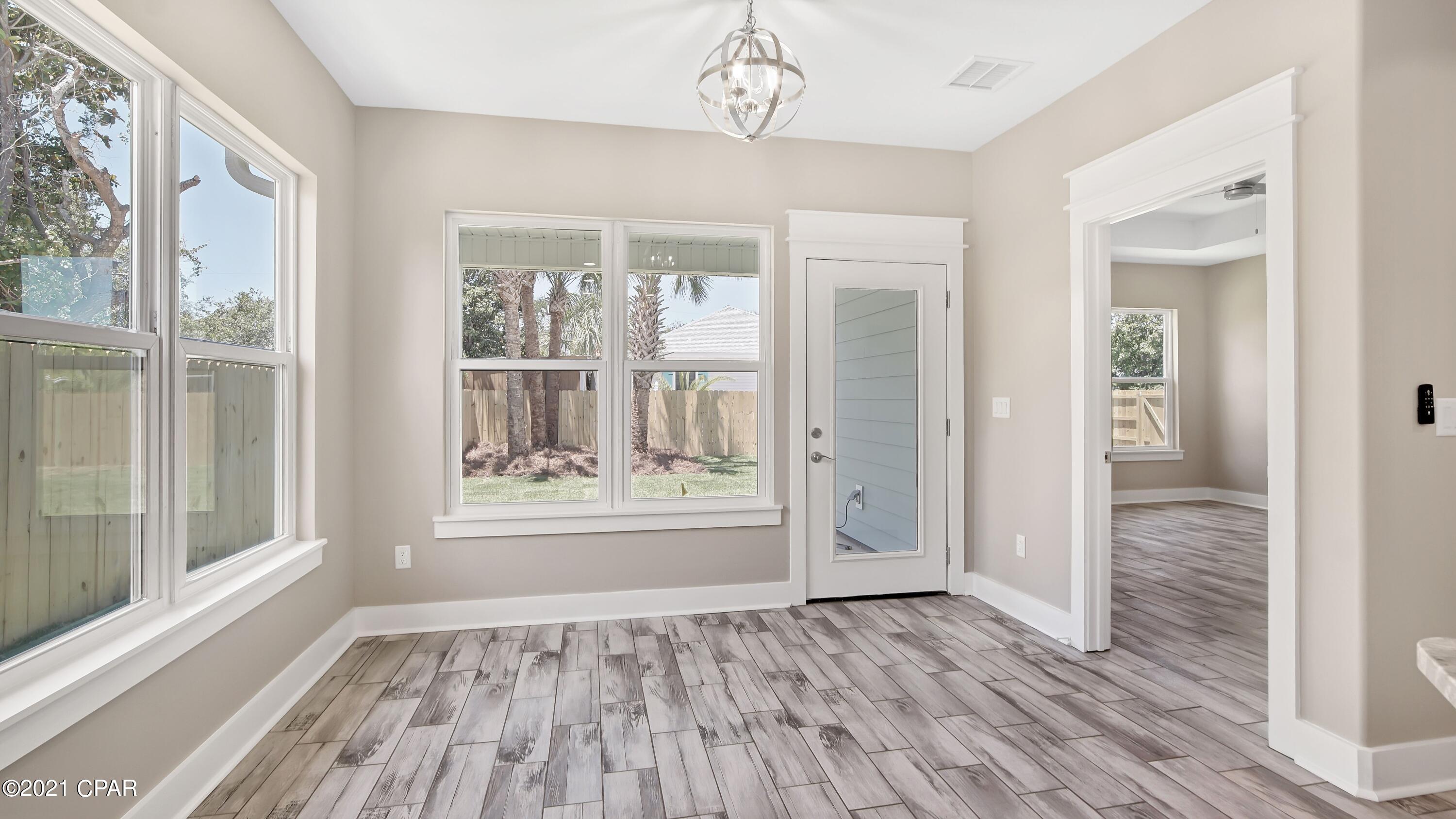 Pines 6th Add - Residential