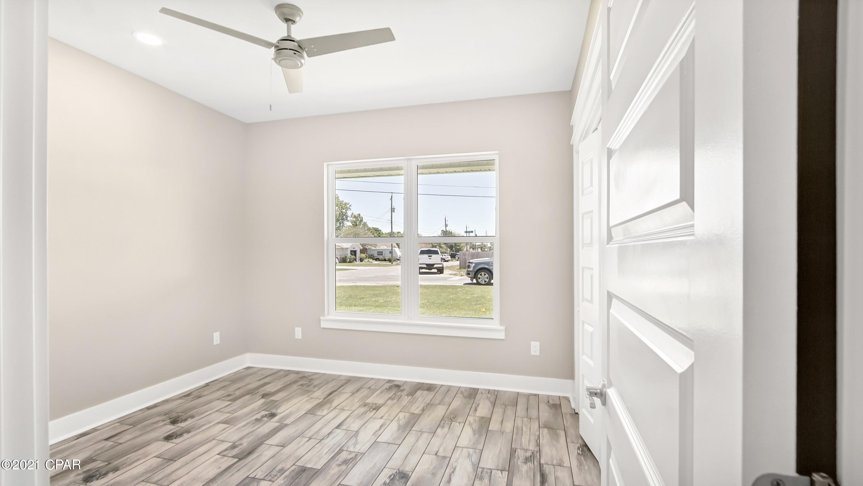 Pines 6th Add - Residential