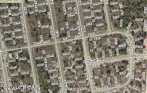 Good building lot in the Sunny Hills community. Sunny Hills is located 25 miles north of Panama City and 15 miles south of Chipley. This community offers an 18 hole golf course, many fine fishing and recreation lakes, and other recreational pursuits. You owe it to yourself to investigate this affordable community and escape the high city prices.