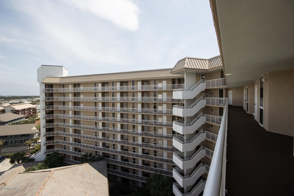 Pelican Walk - Residential