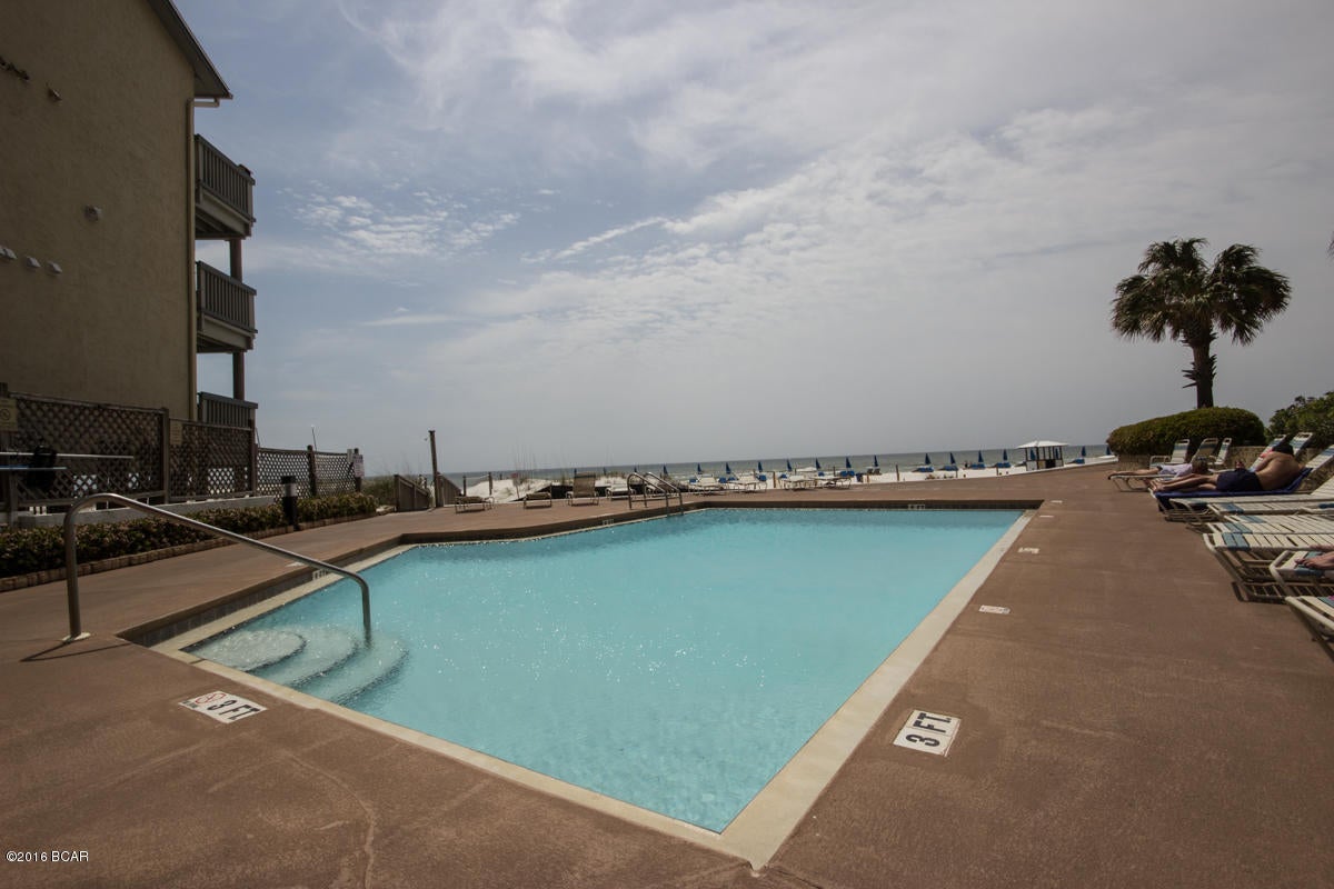 Pelican Walk - Residential