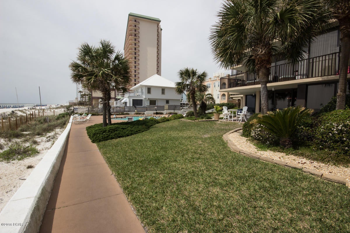 Pelican Walk - Residential