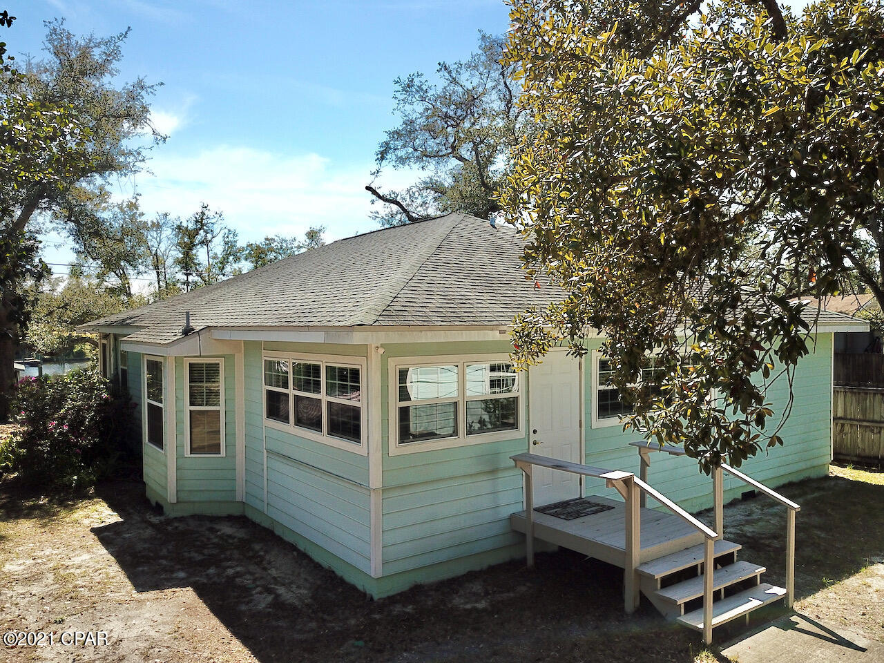 Lakeside - Residential