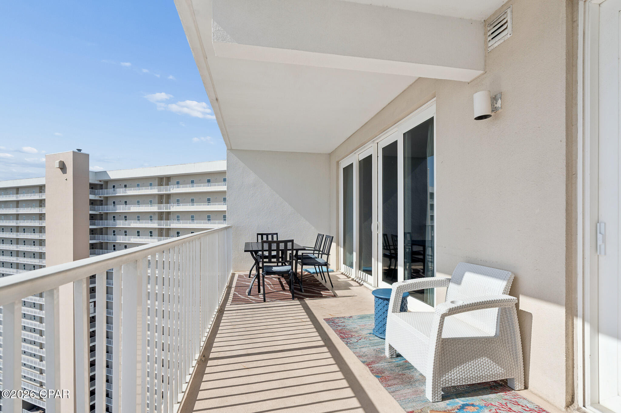 Laketown Wharf - Residential