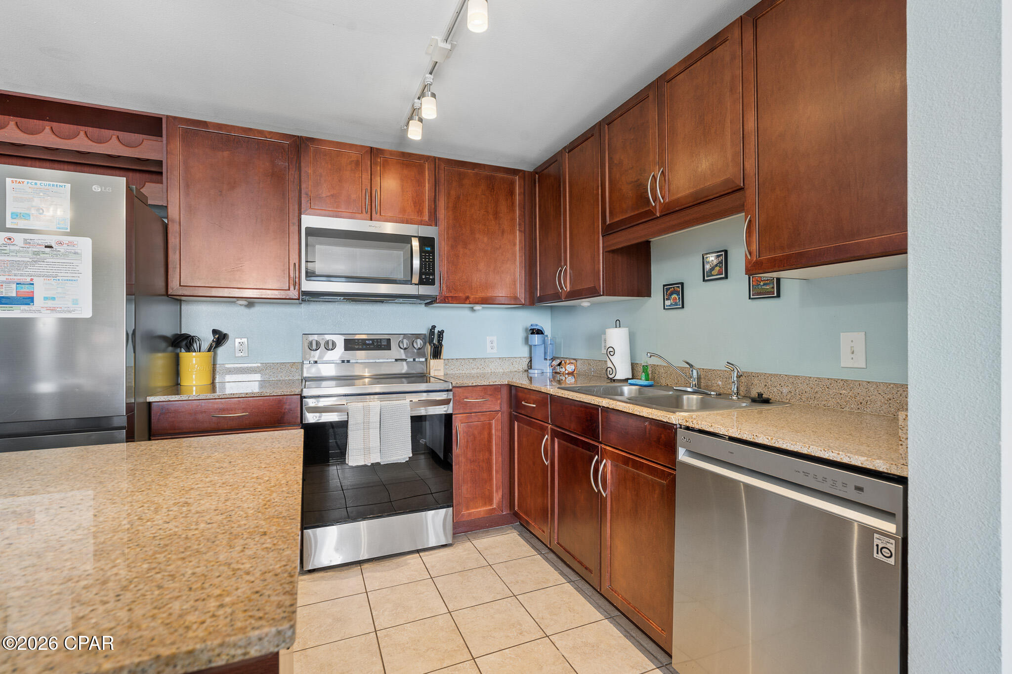 Laketown Wharf - Residential