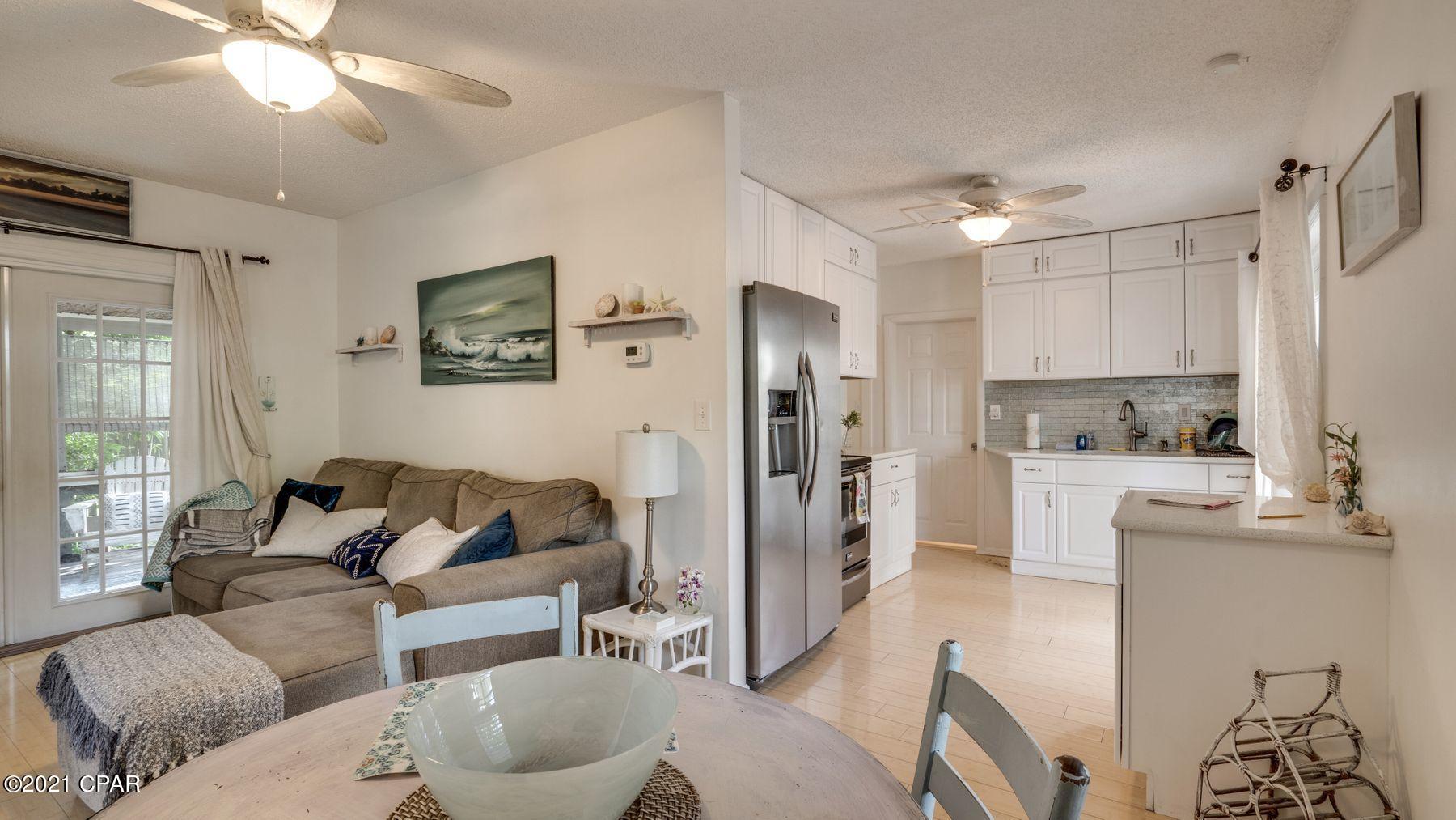 Laguna Beach Estates 7th Add - Residential