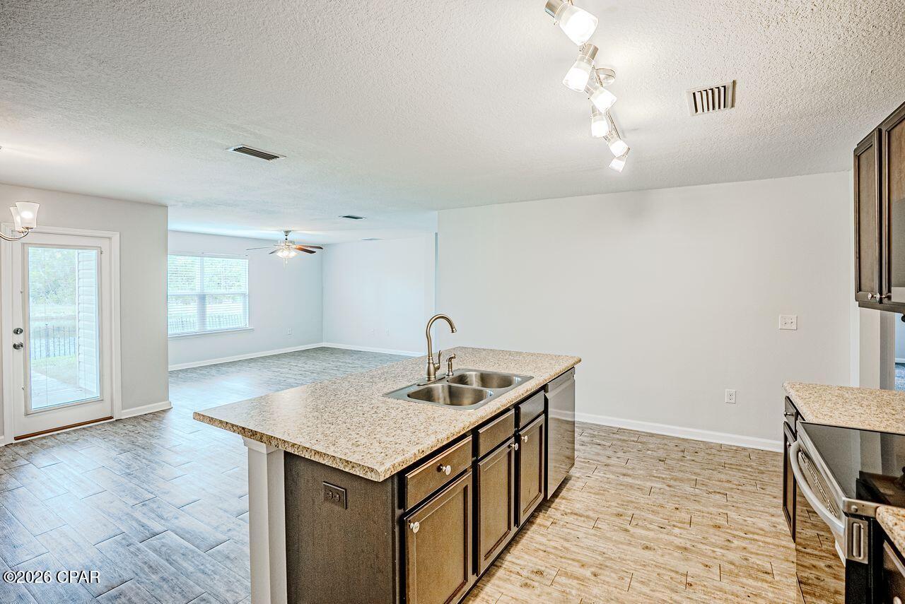 [No Recorded Subdiv] - Residential Lease