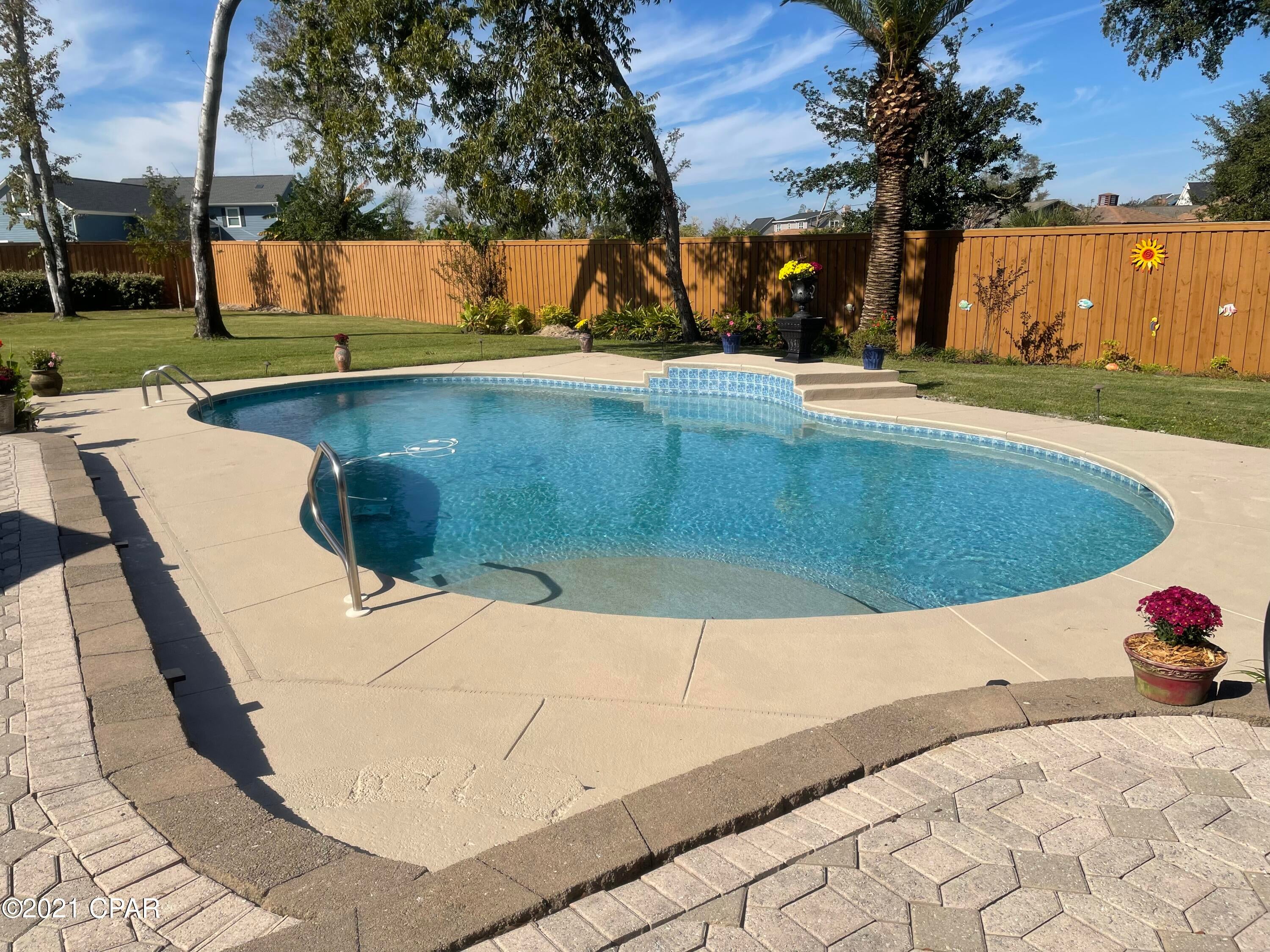 Normandale Estates - Residential
