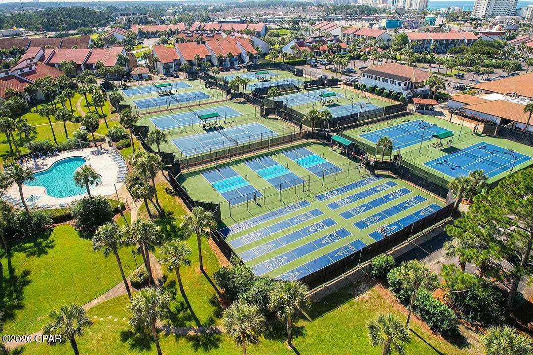 Forest Hills Tennis Villas - Residential