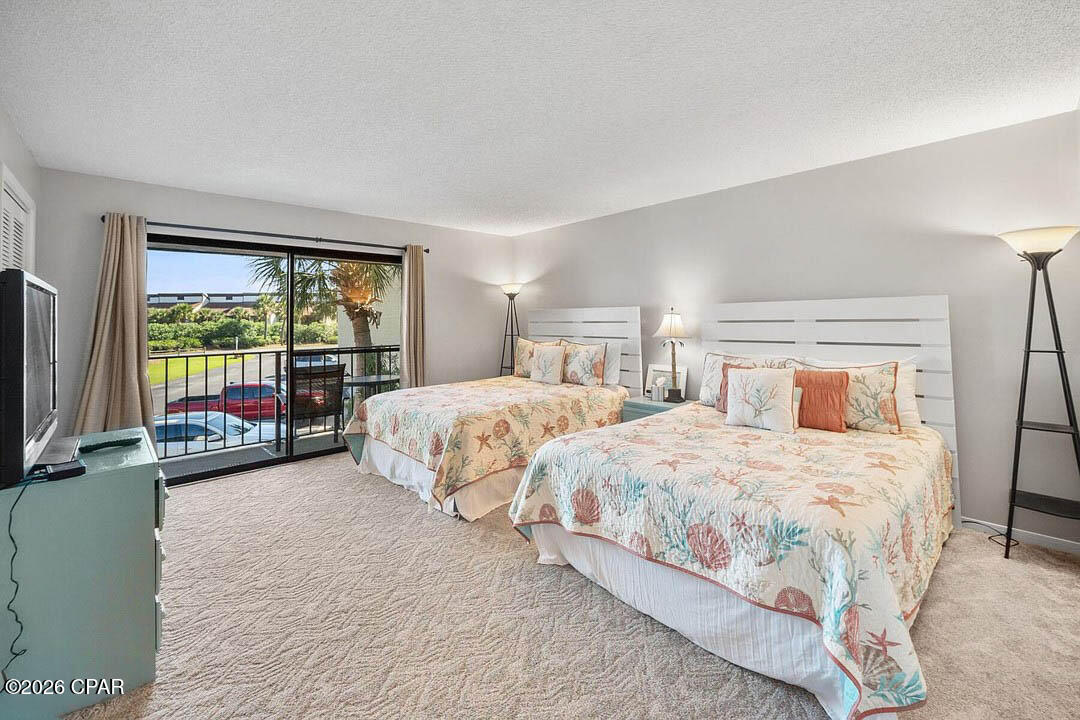 Forest Hills Tennis Villas - Residential