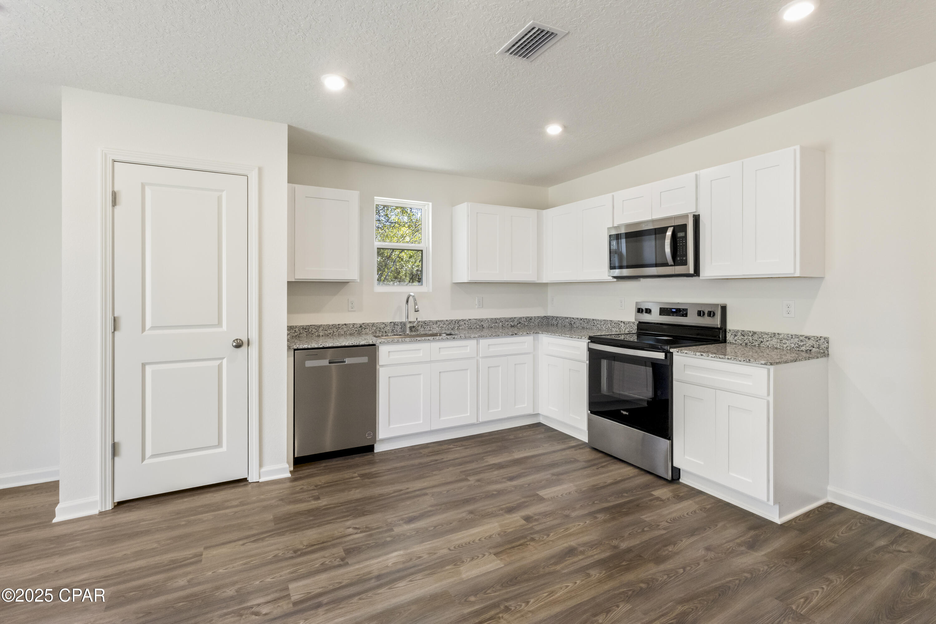 Sunny Hills - Residential
