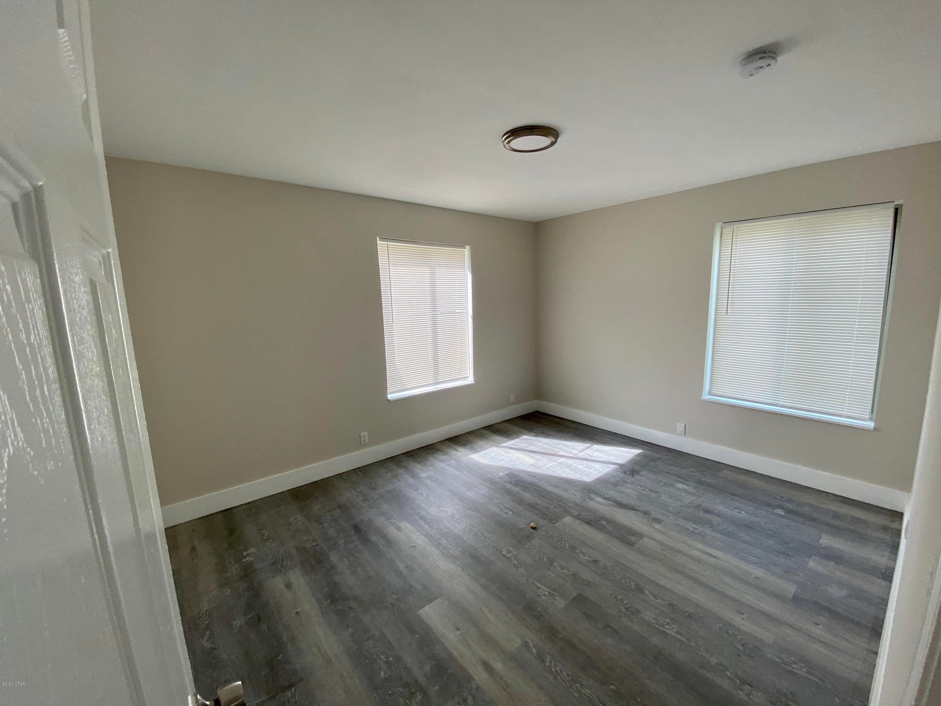 [No Recorded Subdiv] - Residential Lease
