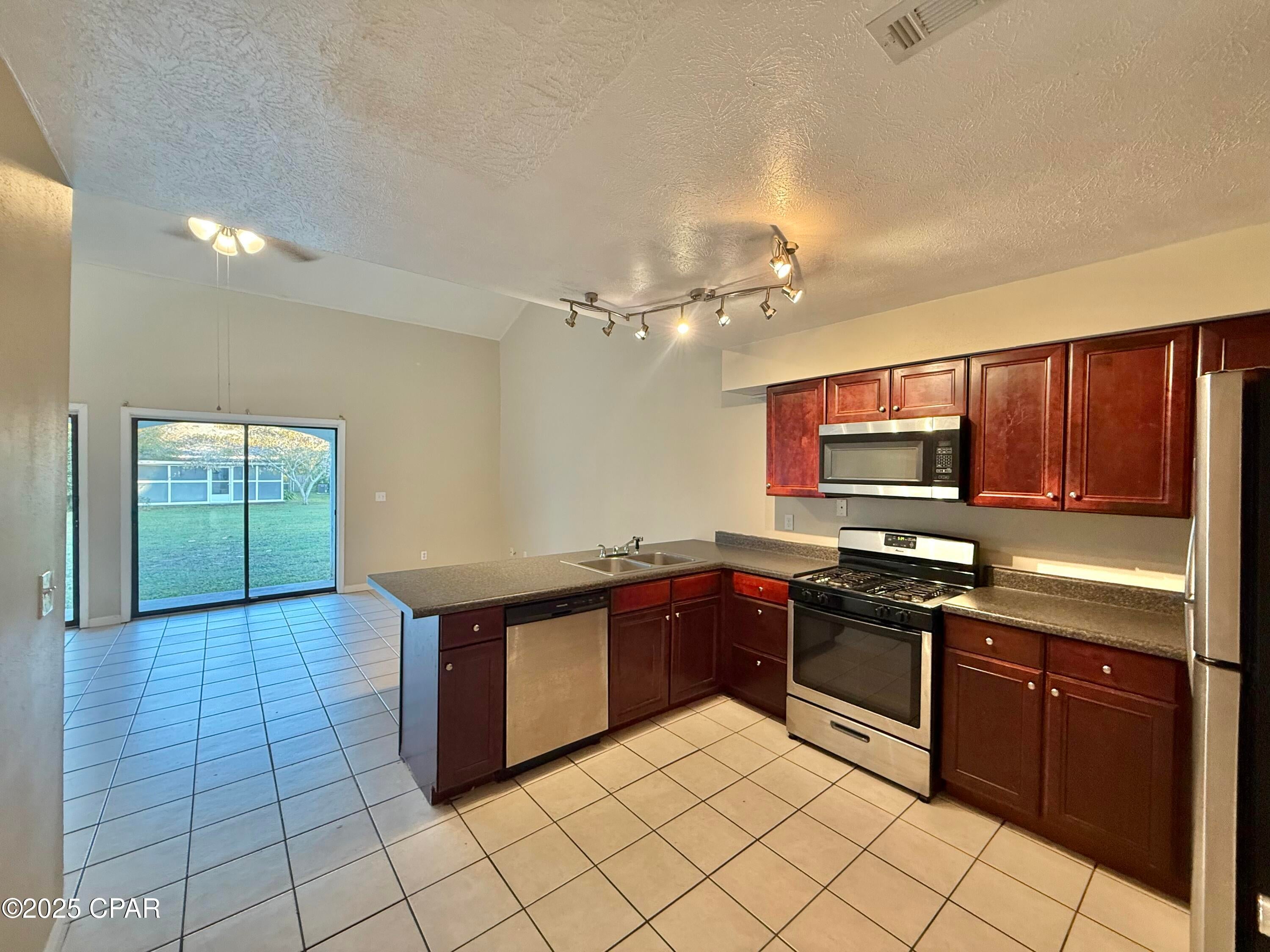 Wh Parker - Residential
