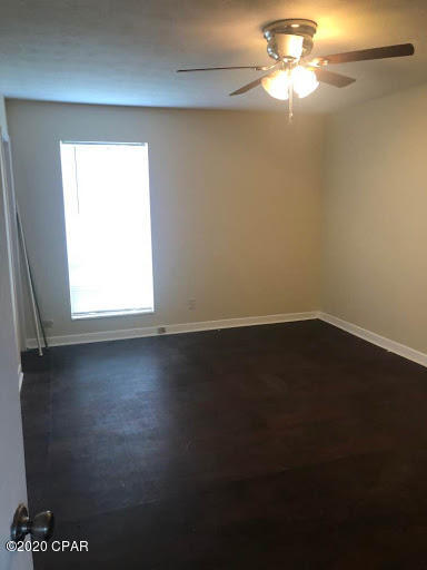 Towne & Country Lake Estates - Residential Lease