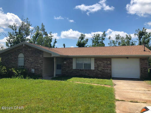 SUPER NICE 3/2 IN SPRINGFIELD  breakfast bar, pantry. Large back yard. One car garage with new auto garage door. Washer/dryer hook-up. Pets nego with pet deposit. Call office for details. 1 yr lease.