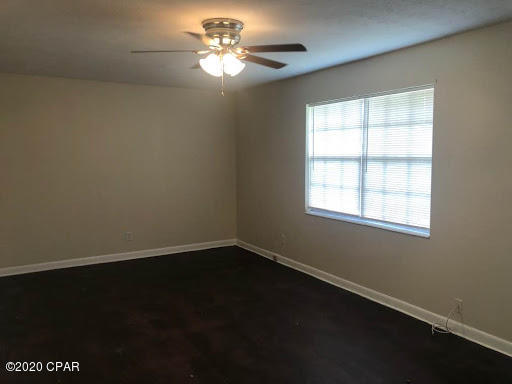 Towne & Country Lake Estates - Residential Lease