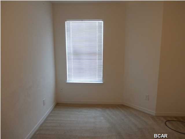 Hammocks Phase VII - Residential Lease