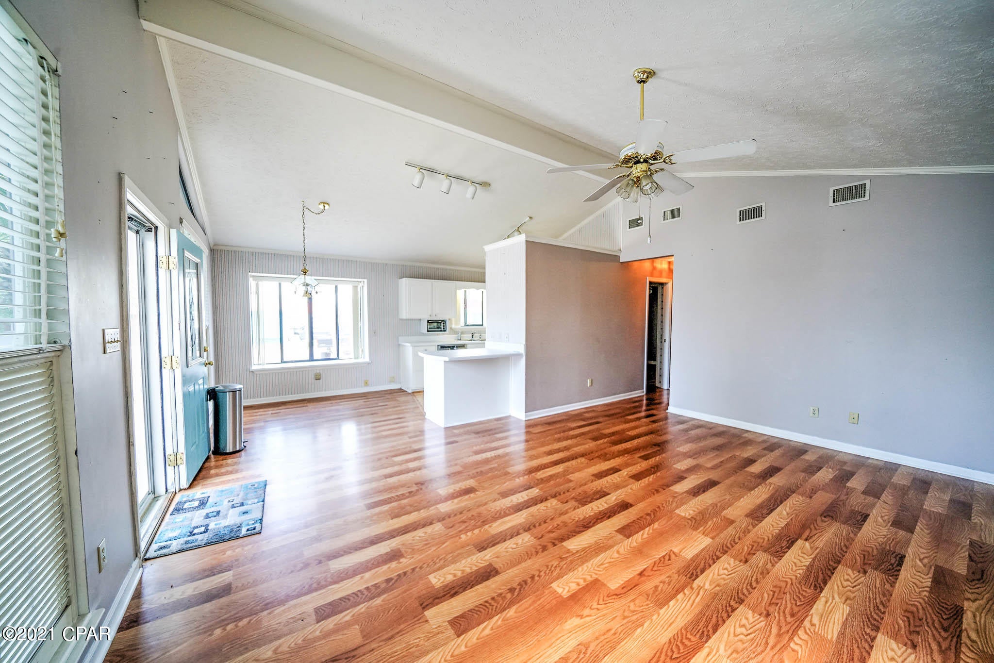Venture Out Travel Trail - Residential