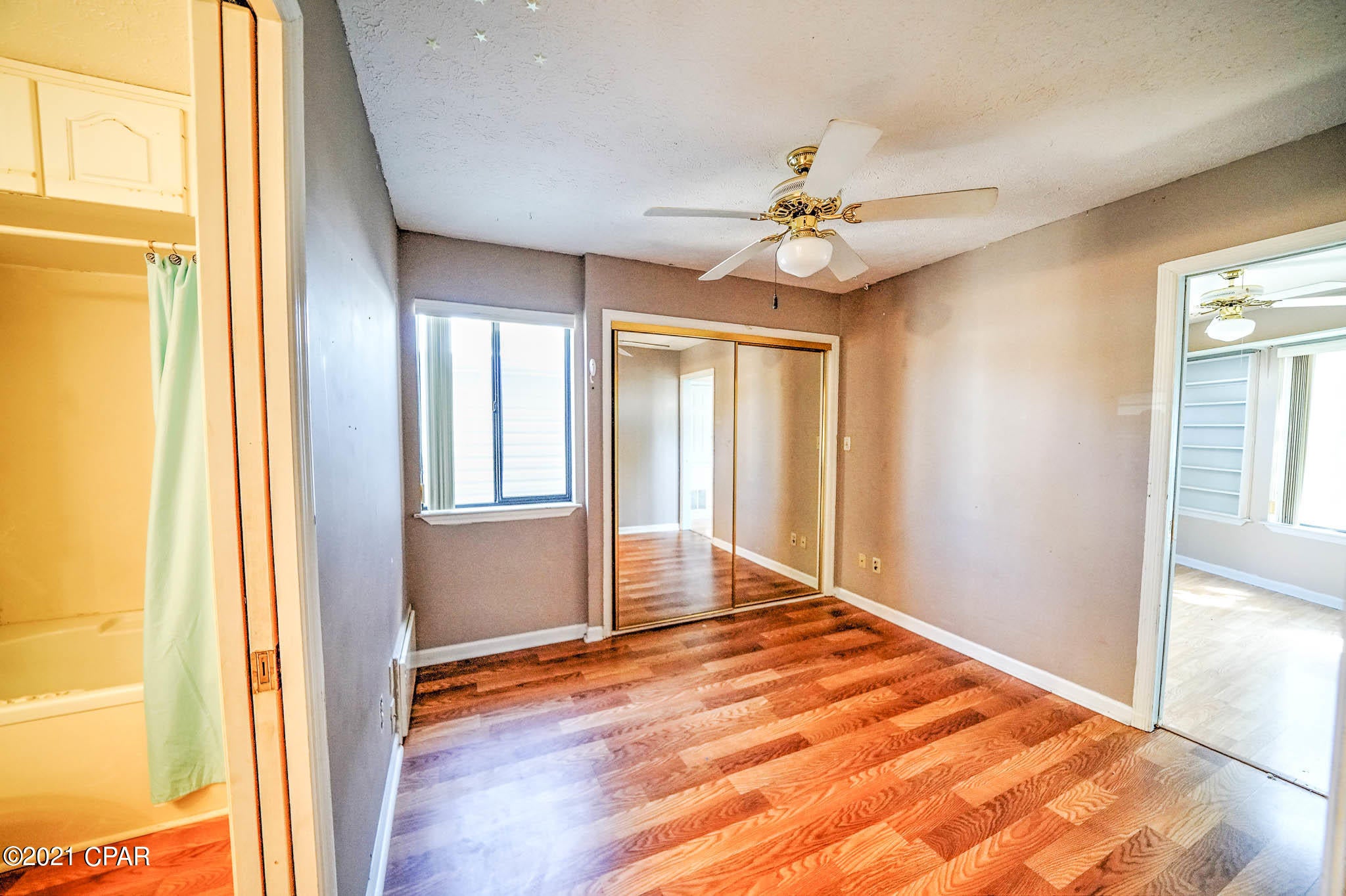 Venture Out Travel Trail - Residential
