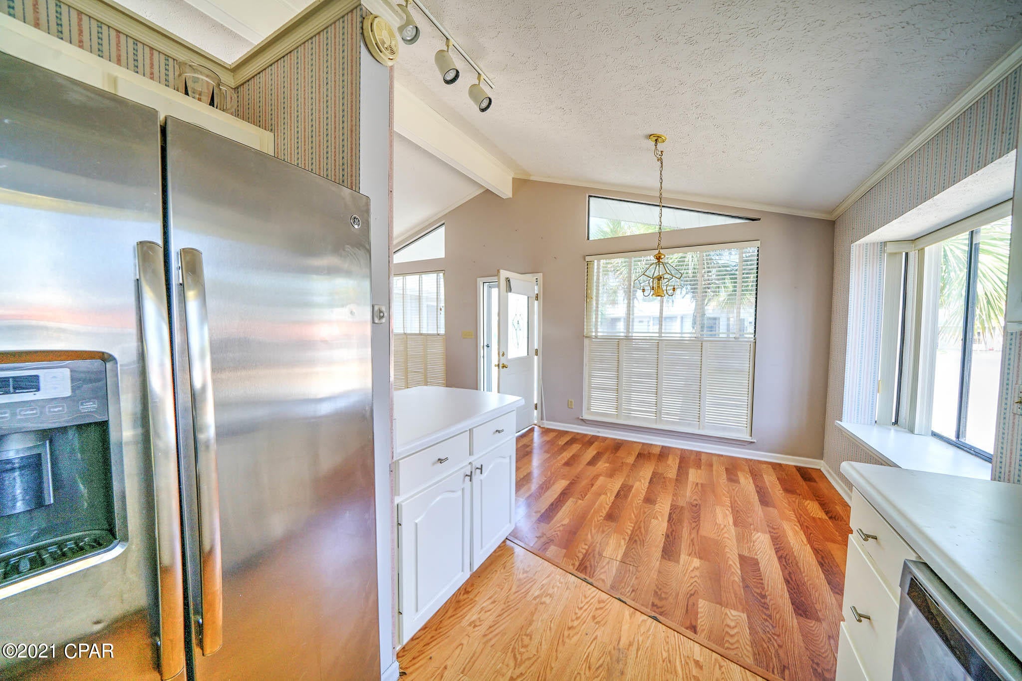 Venture Out Travel Trail - Residential