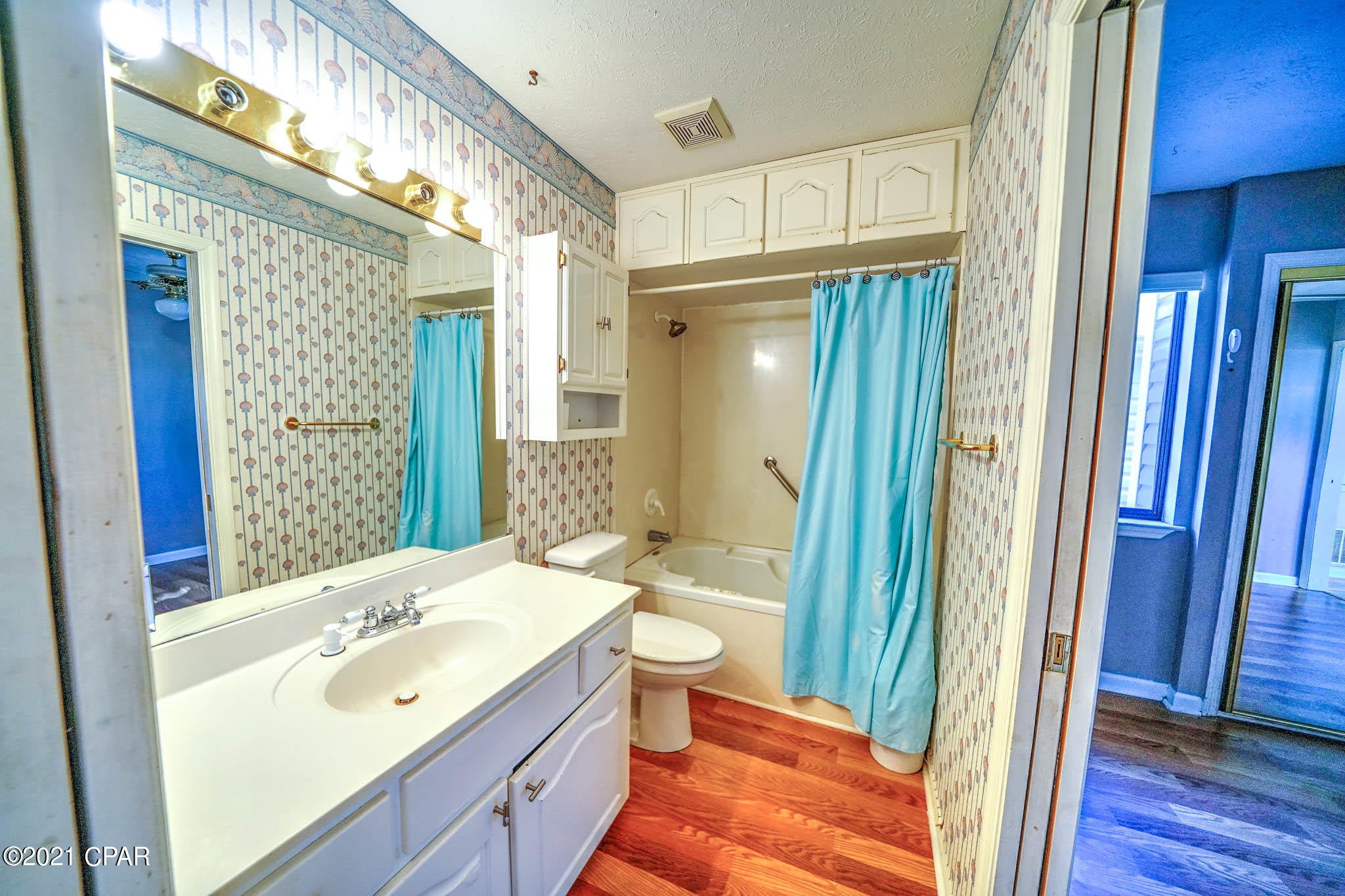 Venture Out Travel Trail - Residential