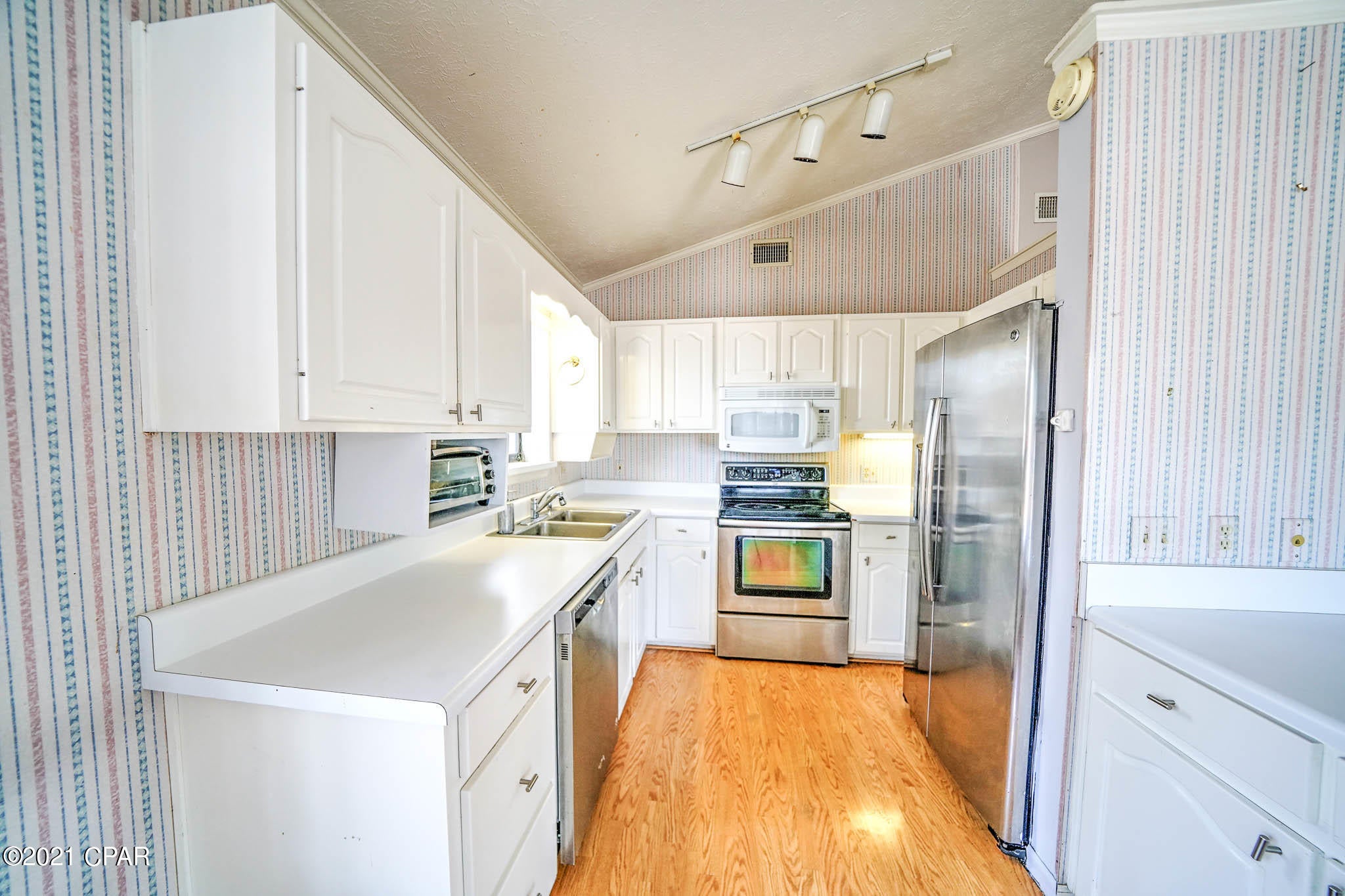 Venture Out Travel Trail - Residential