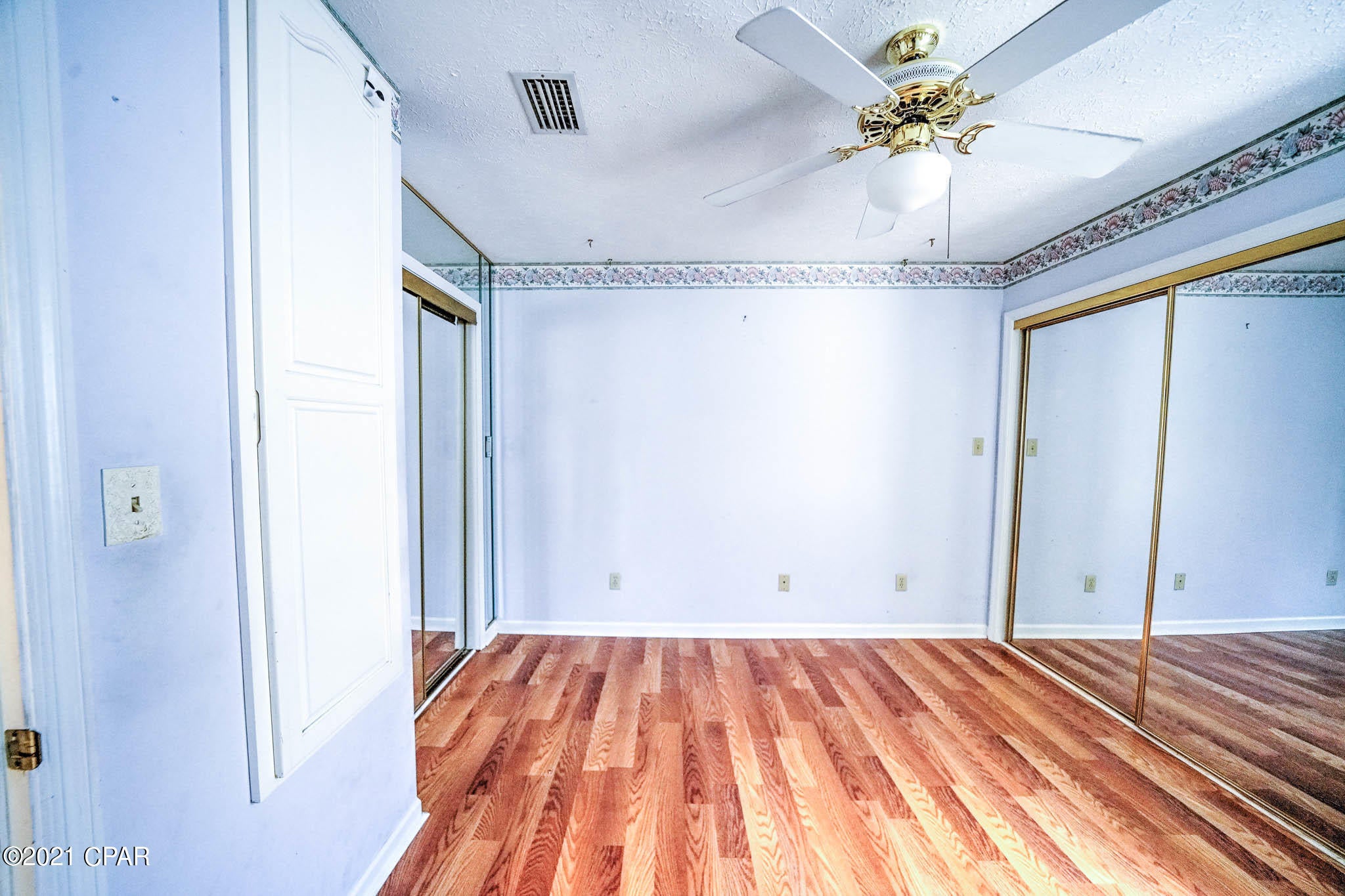 Venture Out Travel Trail - Residential