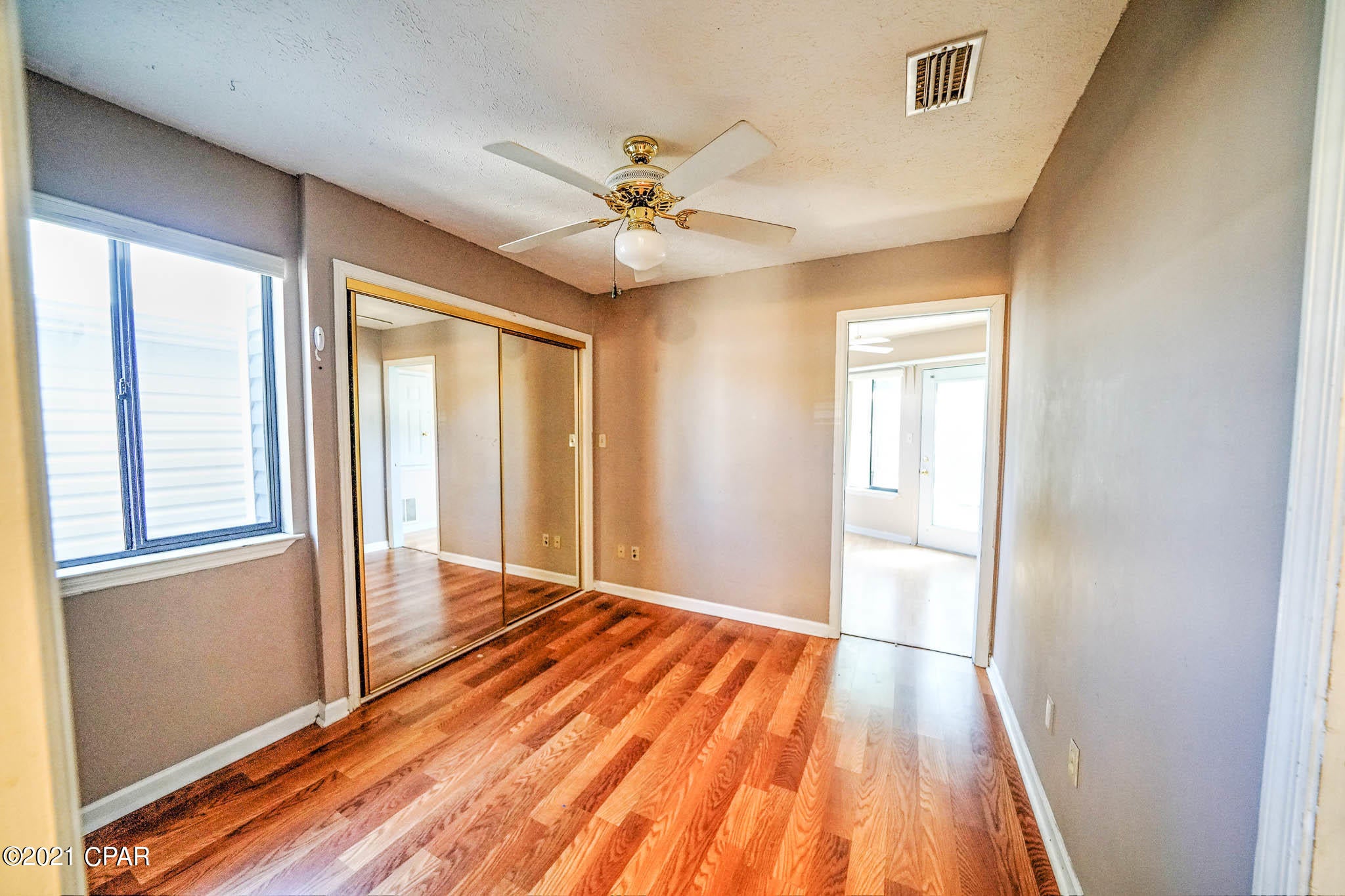 Venture Out Travel Trail - Residential
