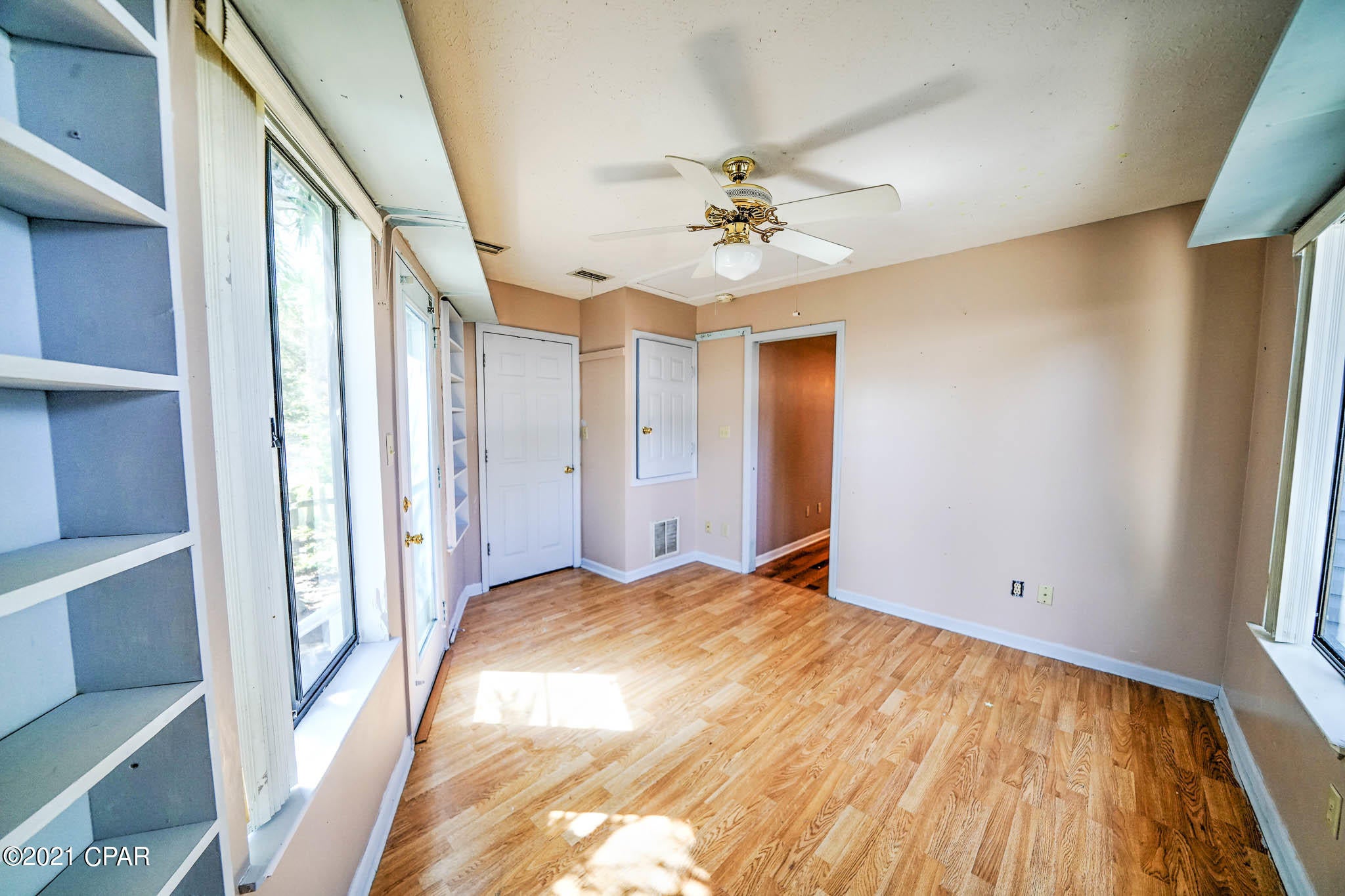 Venture Out Travel Trail - Residential