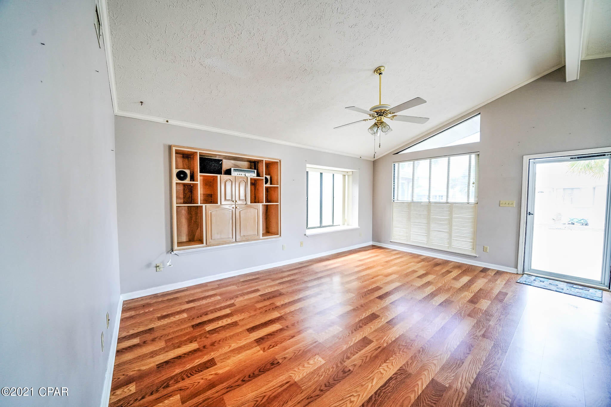 Venture Out Travel Trail - Residential