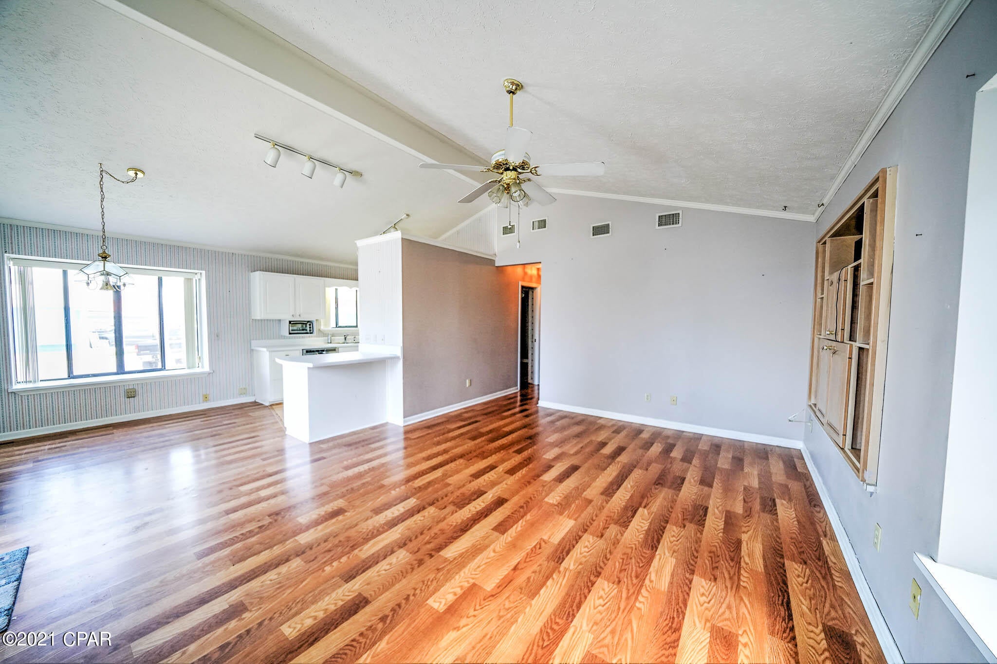 Venture Out Travel Trail - Residential