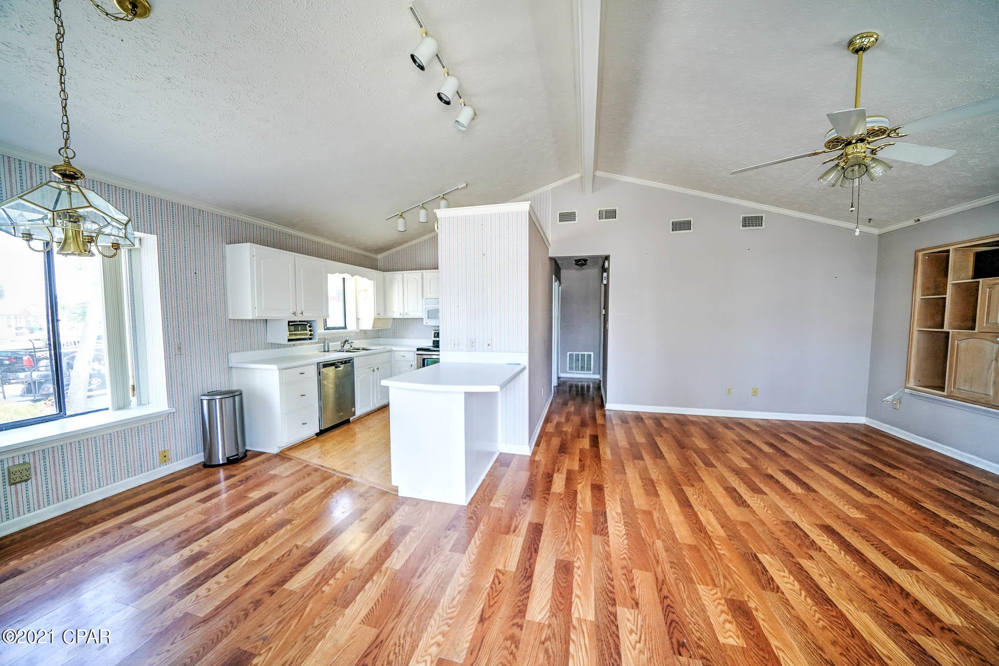 Venture Out Travel Trail - Residential