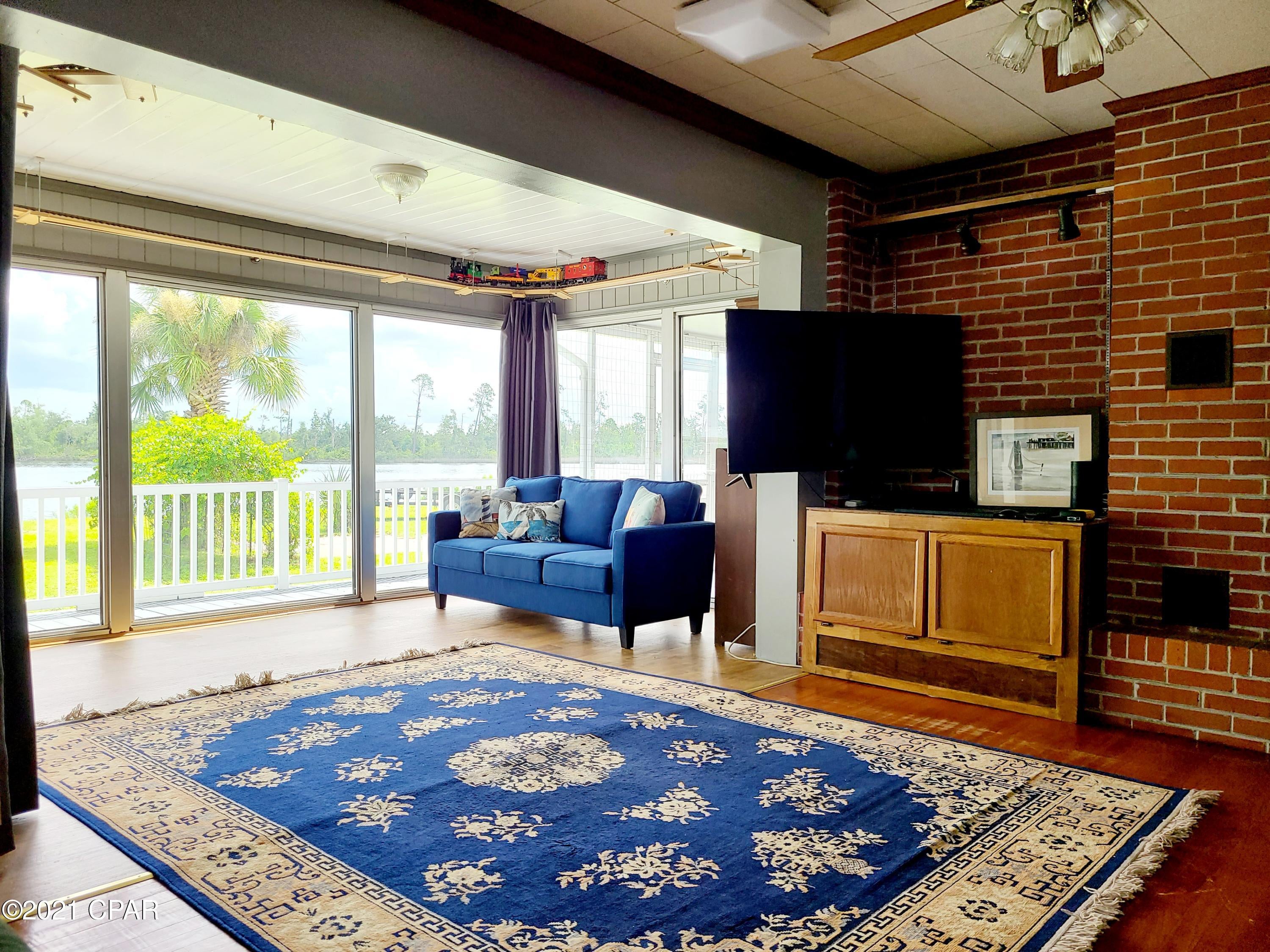 College Point 2nd Add - Residential