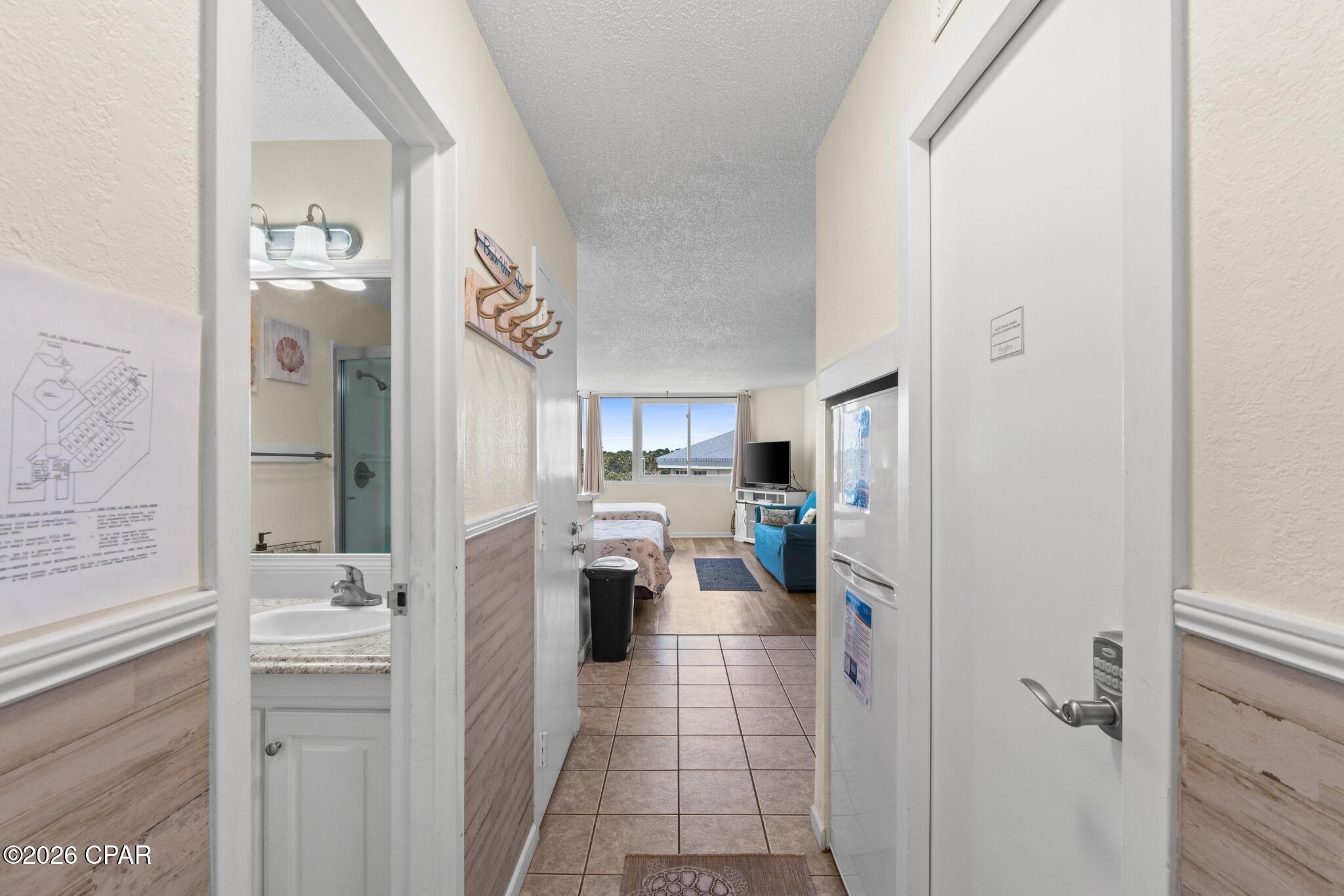 Top Of The Gulf Condo. - Residential