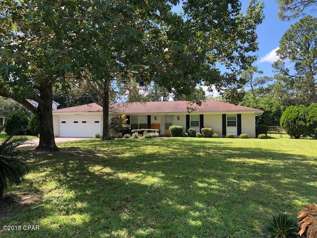 3/2 BRICK HOME on .5 LOT w/ large IN-GROUND POOL - convenient location just north of Baldwin Rd on Jenks Ave; Just painted.  New flooring.  Huge family room, kitchen w/ bfast bar, formal living & dining rooms. Screened back porch. Fruit & palm trees in large fenced backyard. Workshop area in pool house. 2 car garage w/ lots of storage. PRIVATE WELL/SEPTIC = NO WATER BILL! LANDSCAPING AND POOL SERVICE INCLUDED!! Pets are negotiable. Great deal.