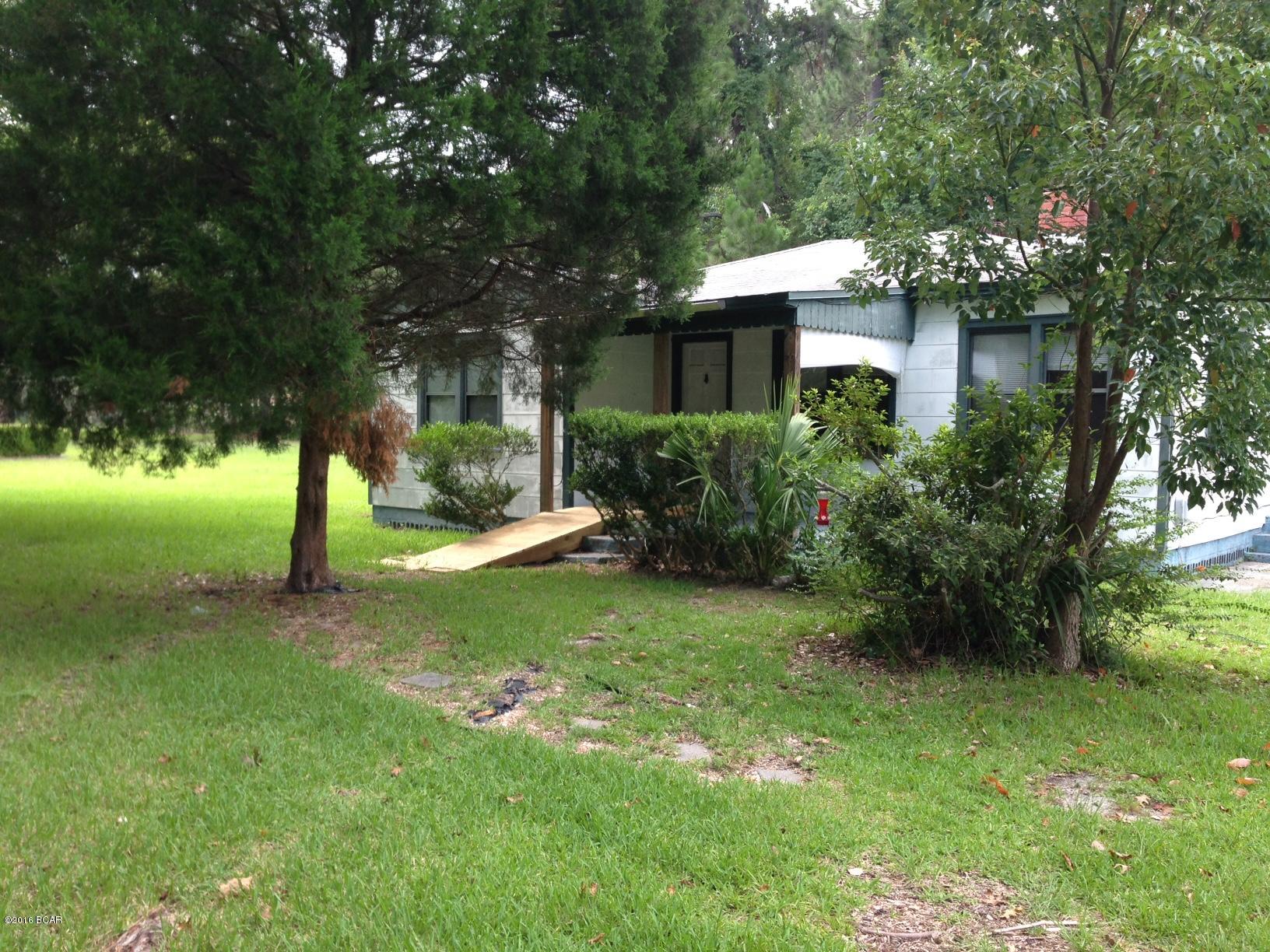 2 bedroom, 1 bath home in Hiland Park. Floating floor with tile. Central heat and air with tankless water heater. Also has small shed on the property. $800.00 per month with a $800.00 deposit. No Pets.